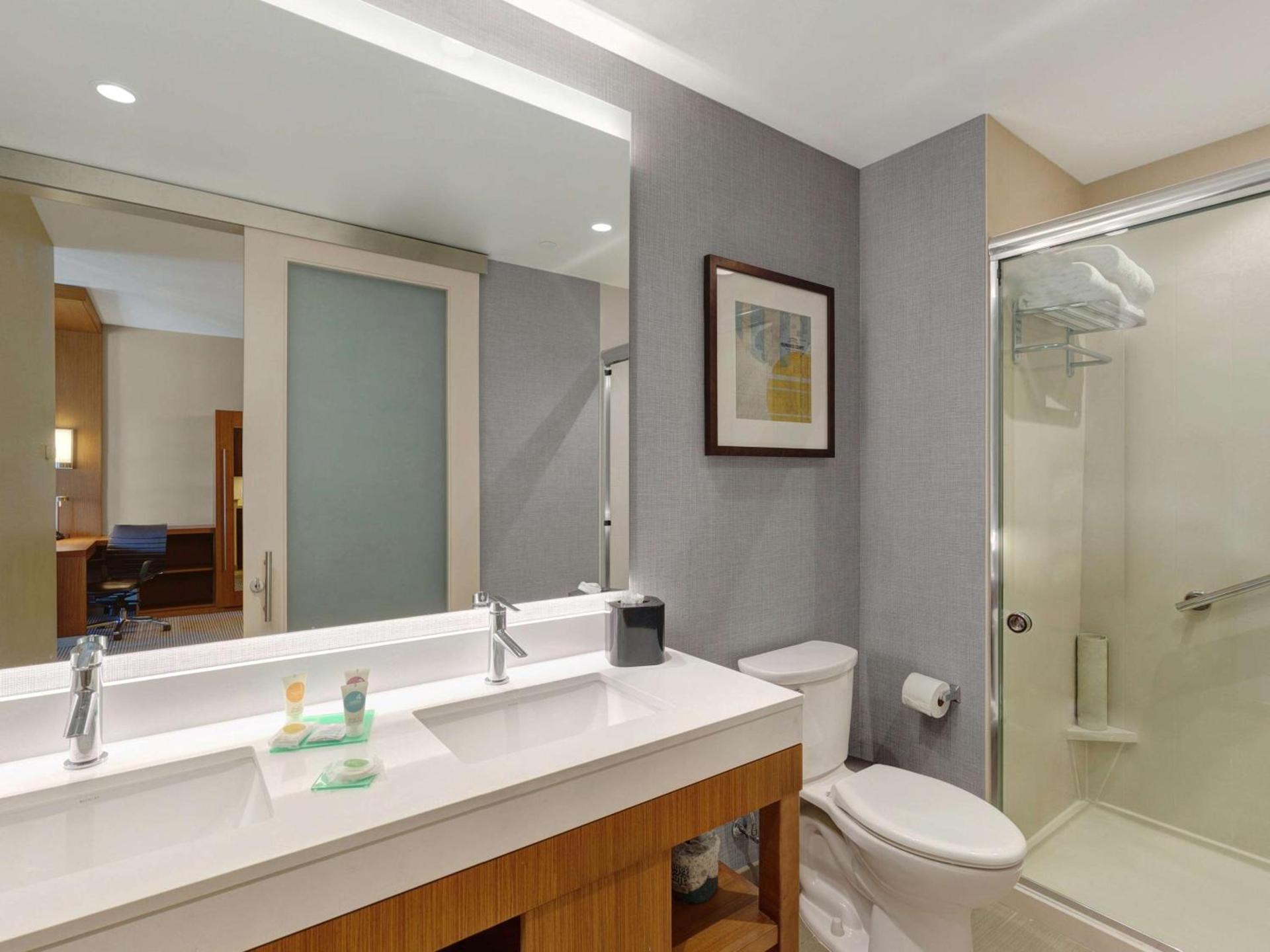 Hyatt Place Milwaukee Downtown photo 62