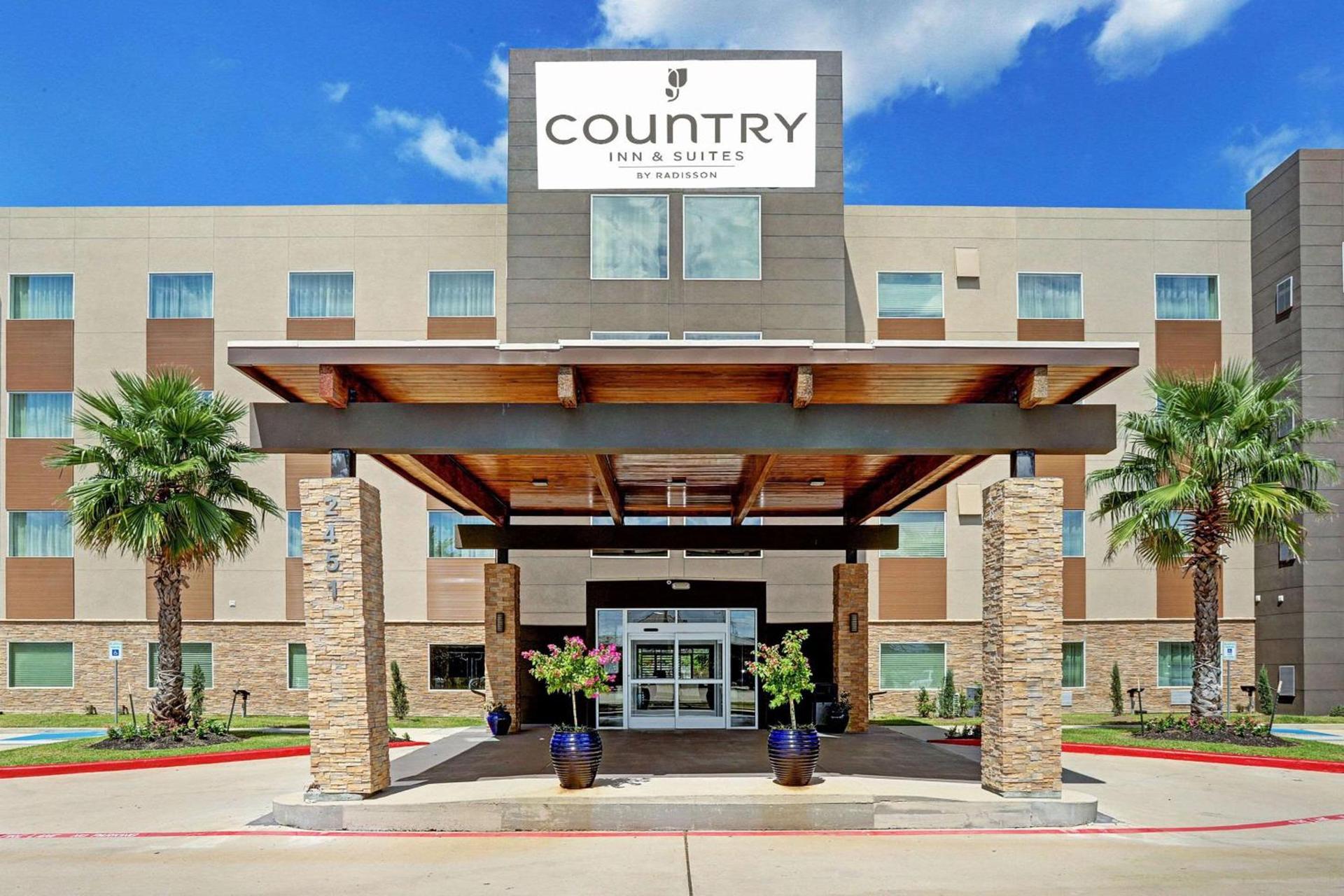 Garner Hotel Houston - Westheimer by IHG photo 1