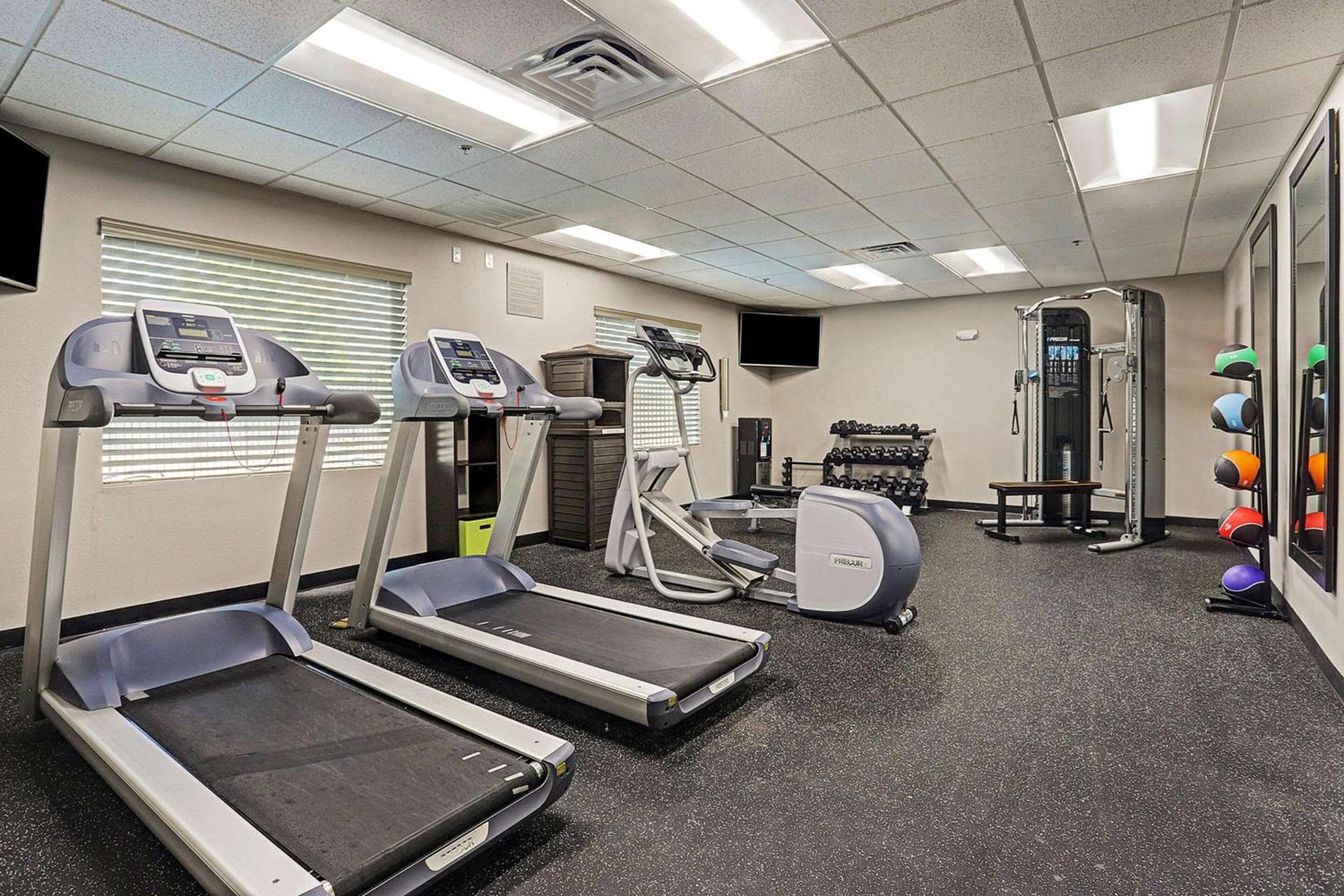 Garner Hotel Houston - Westheimer by IHG photo 11