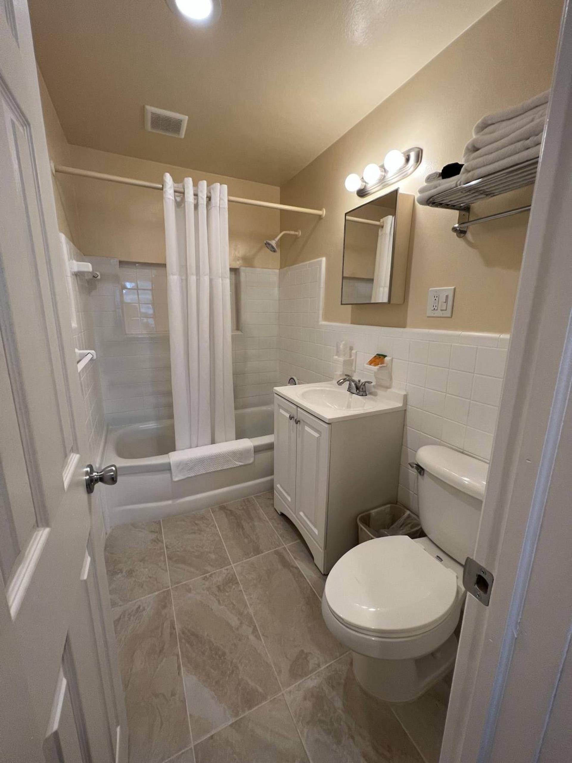 Beachside Resort Motel photo 36