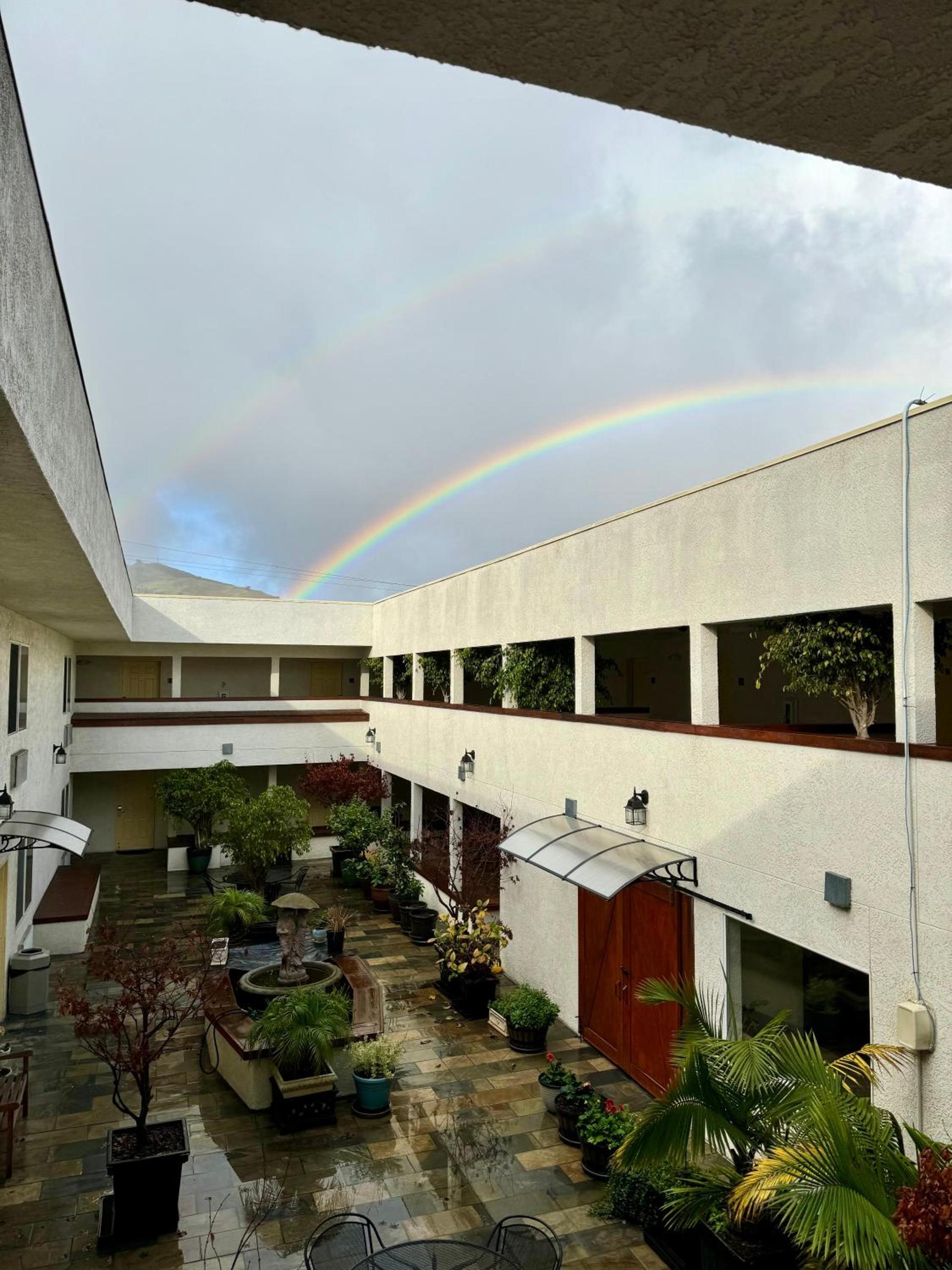Airport Inn photo 4