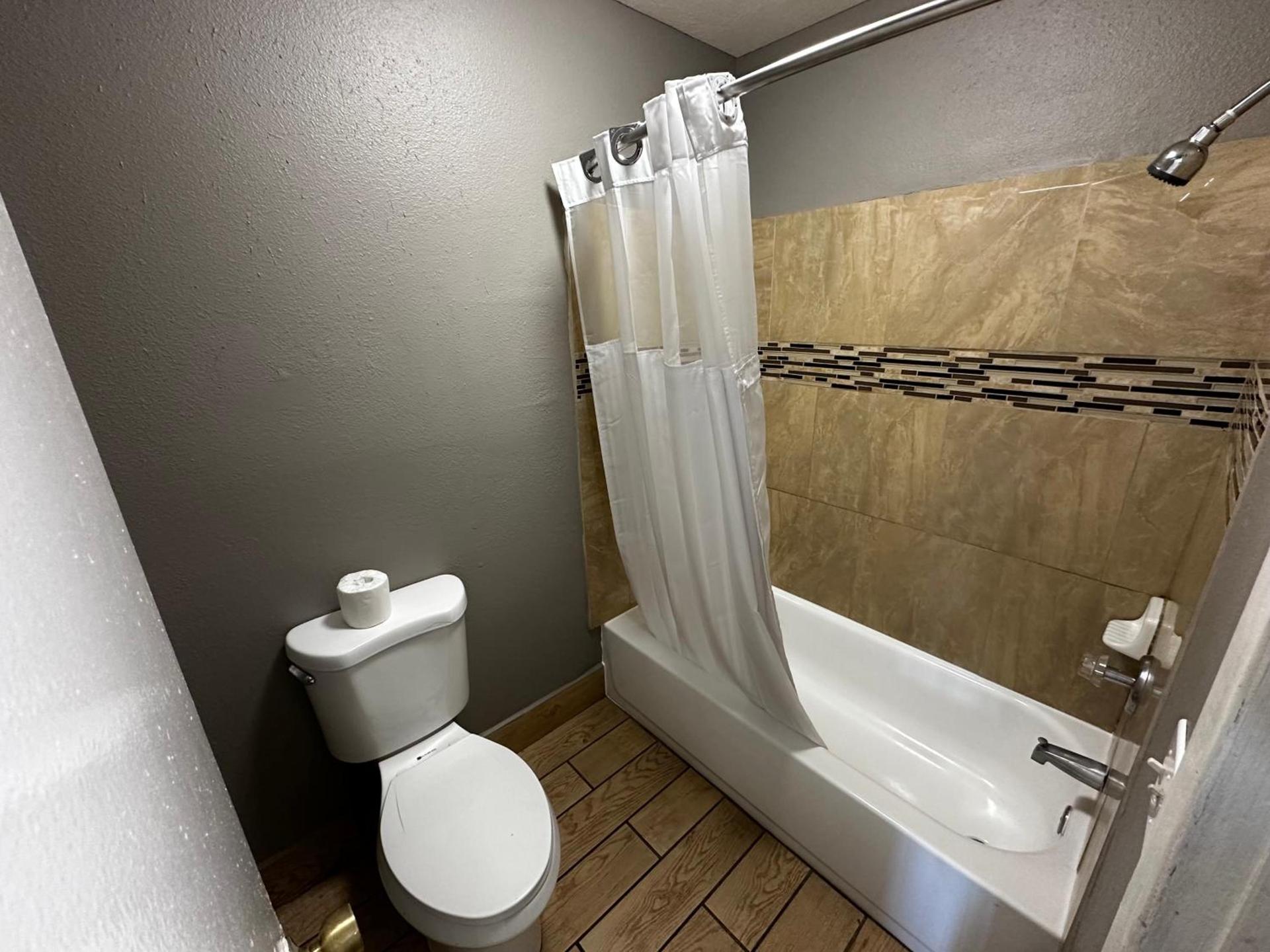 Sunpark Inn & Suites photo 7