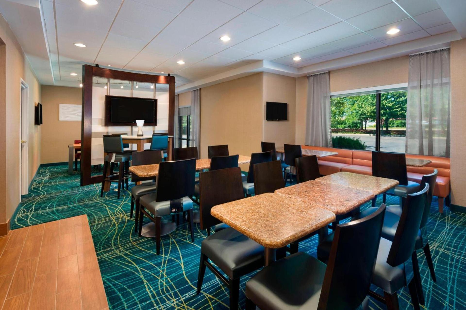 SpringHill Suites Mishawaka-University Area photo 16