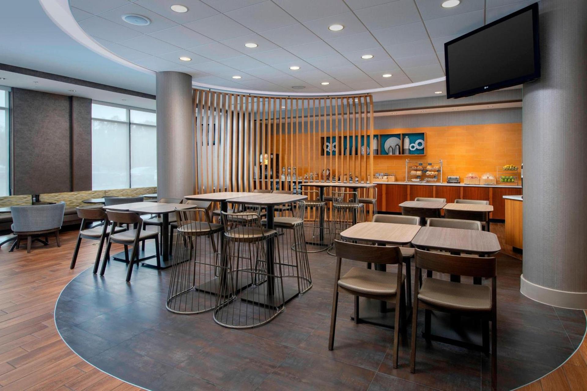 SpringHill Suites Potomac Mills Woodbridge photo 18