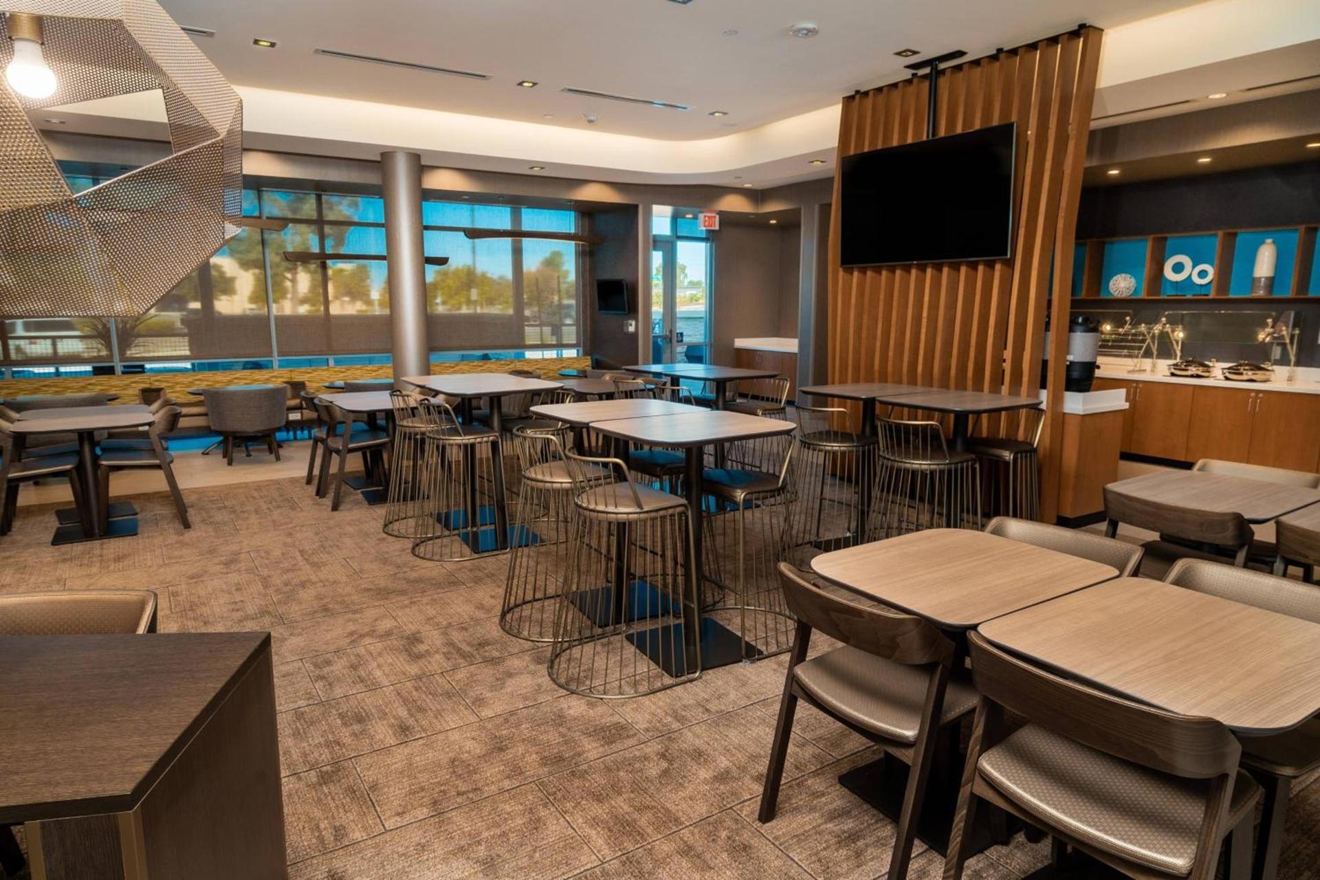 SpringHill Suites by Marriott Newark Fremont photo 28