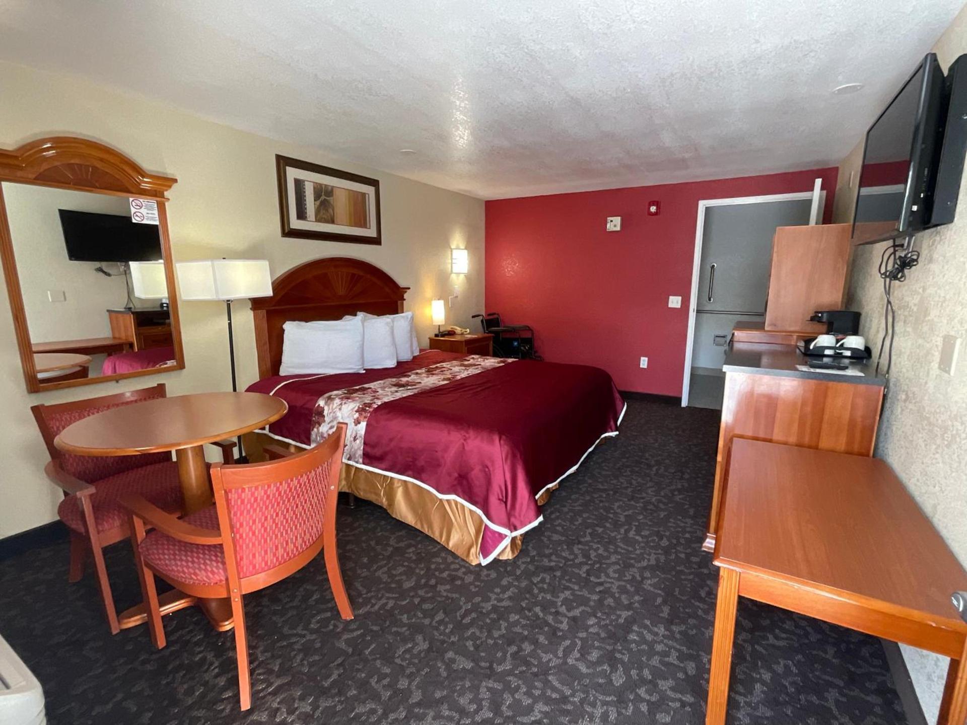 Knights Inn Punta Gorda photo 42