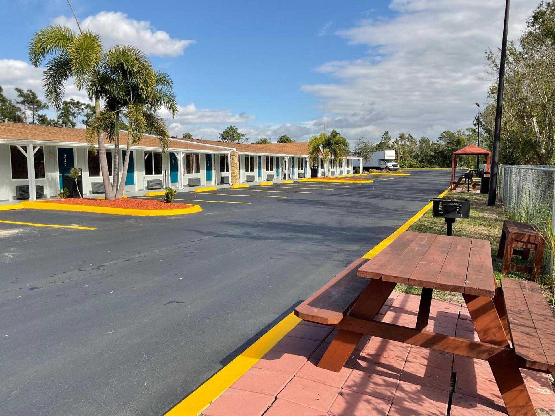 Knights Inn Punta Gorda photo 40