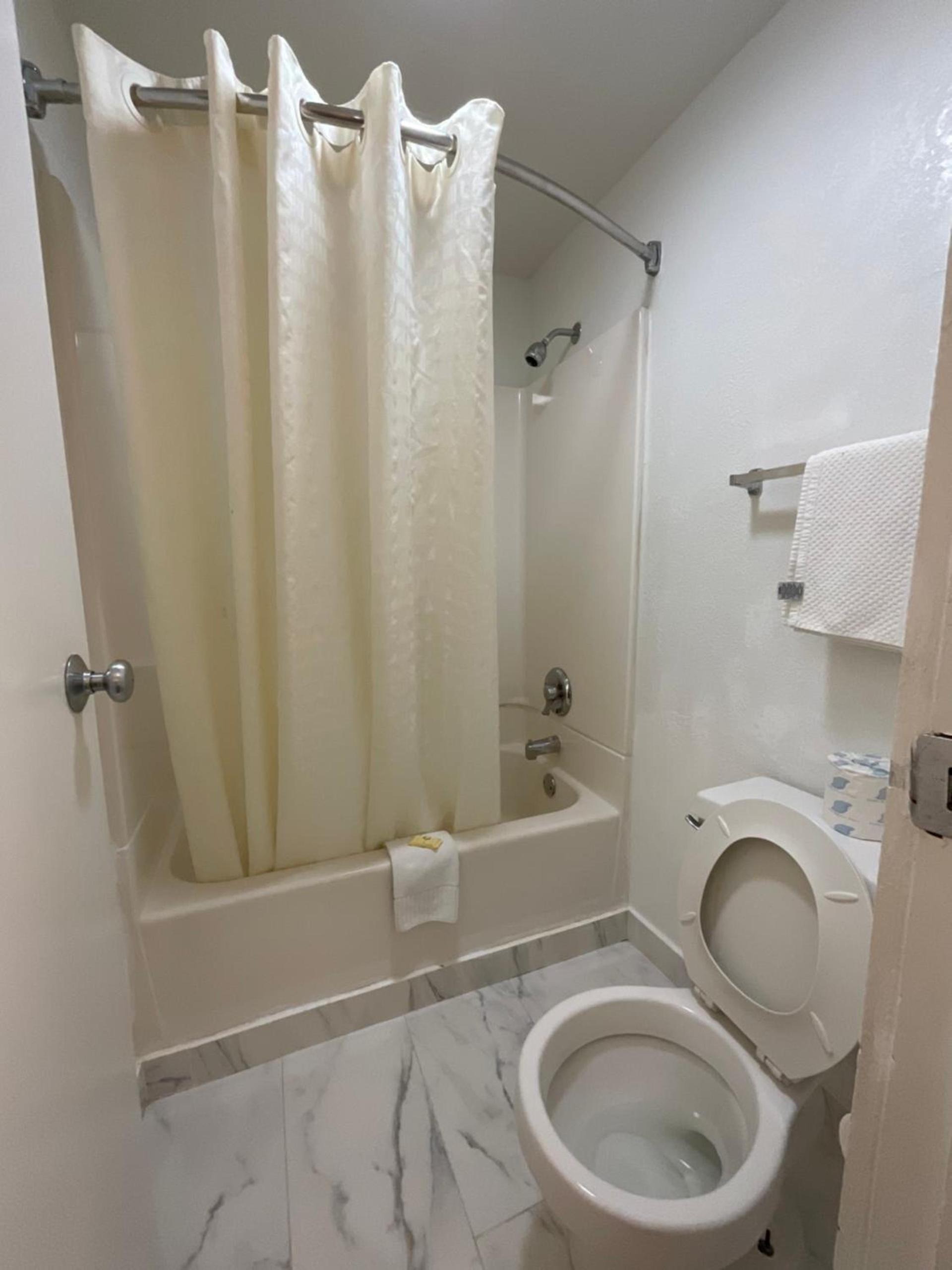 Knights Inn Punta Gorda photo 37