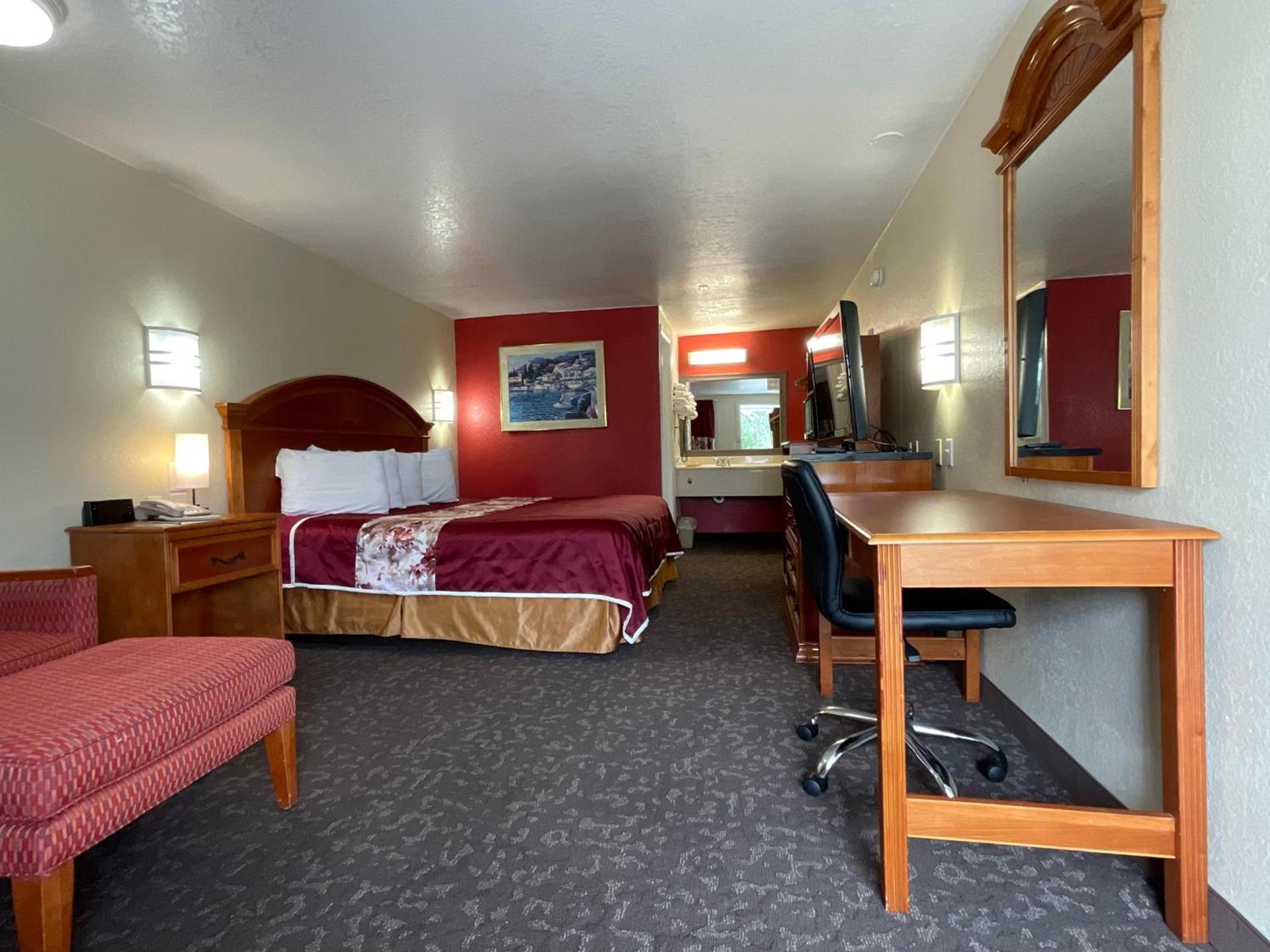 Knights Inn Punta Gorda photo 33