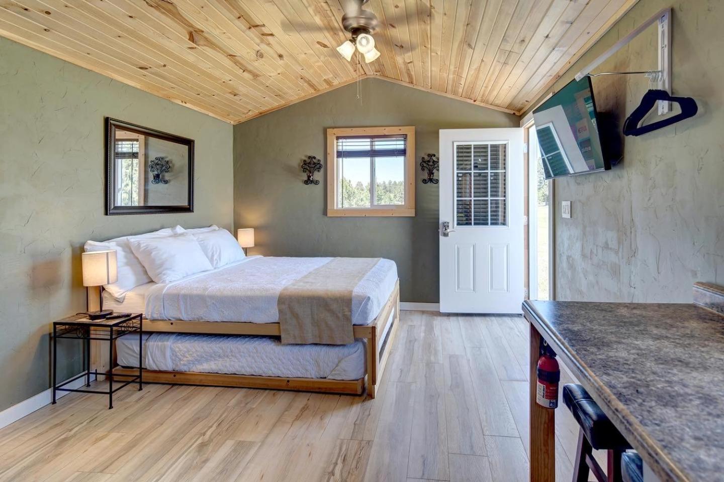 Eagle’s Landing Lodge photo 2