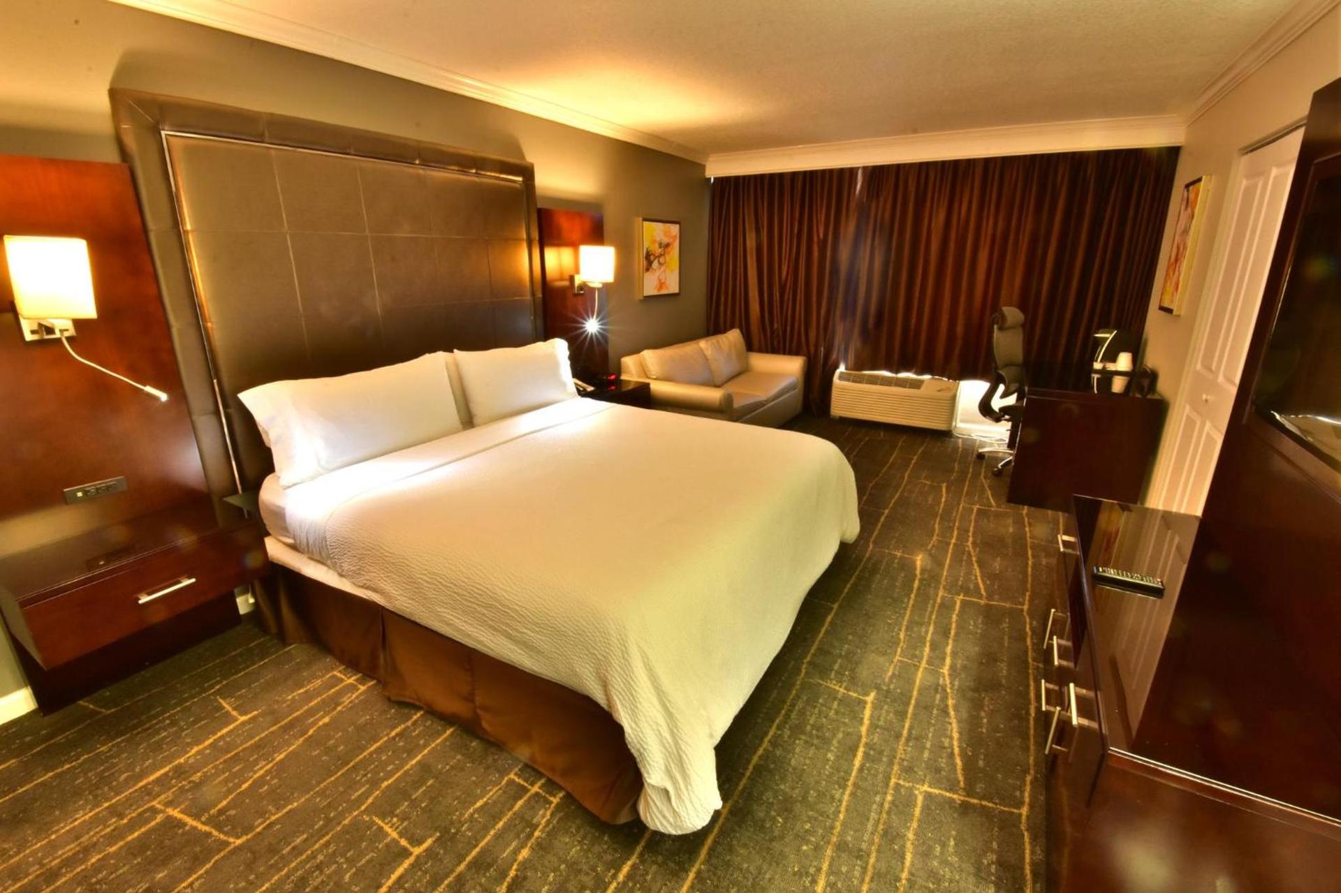 Holiday Inn Orlando East-UCF Area by IHG photo 23