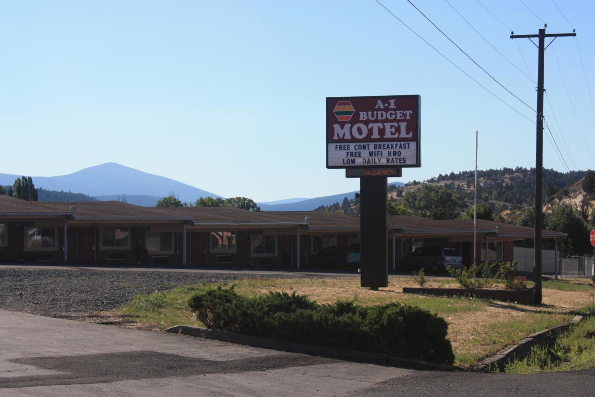 A-1 Budget Motel photo 5