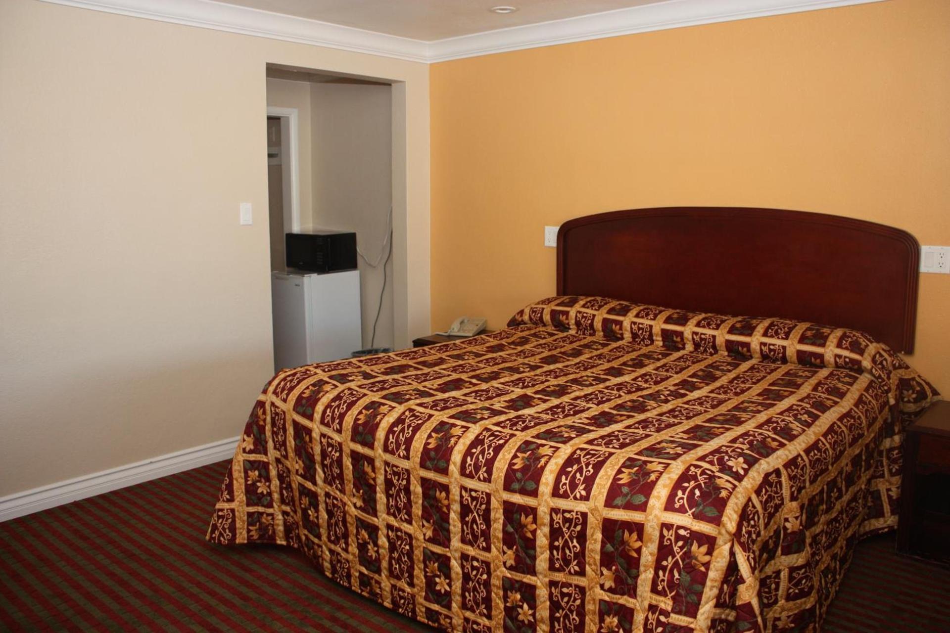 A-1 Budget Motel photo 22