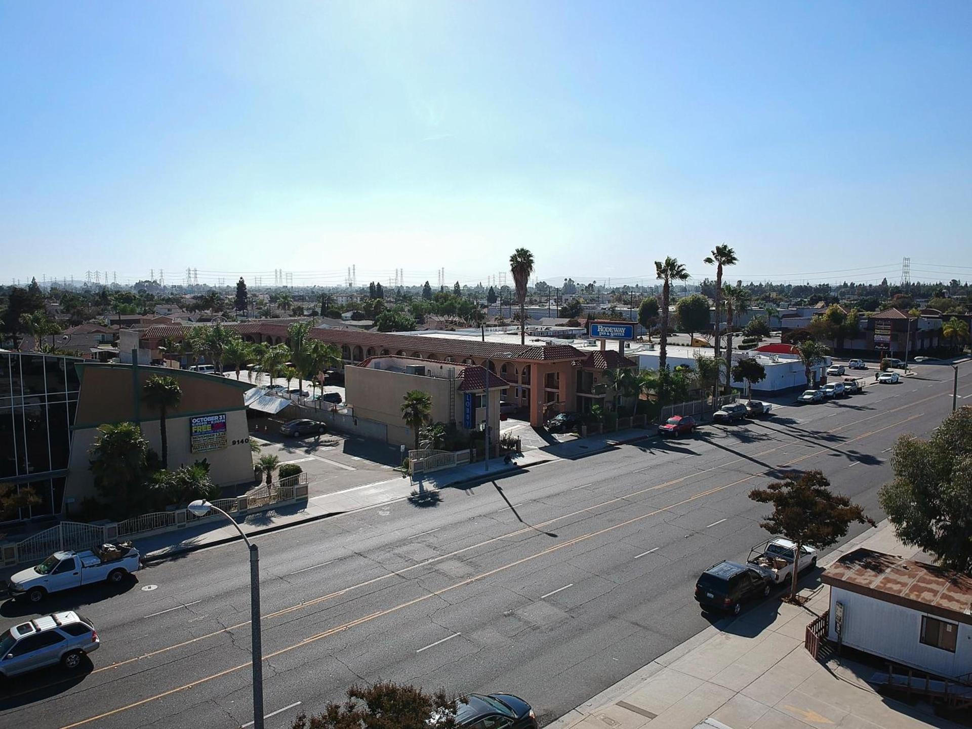 Rodeway Inn & Suites Bellflower photo 30