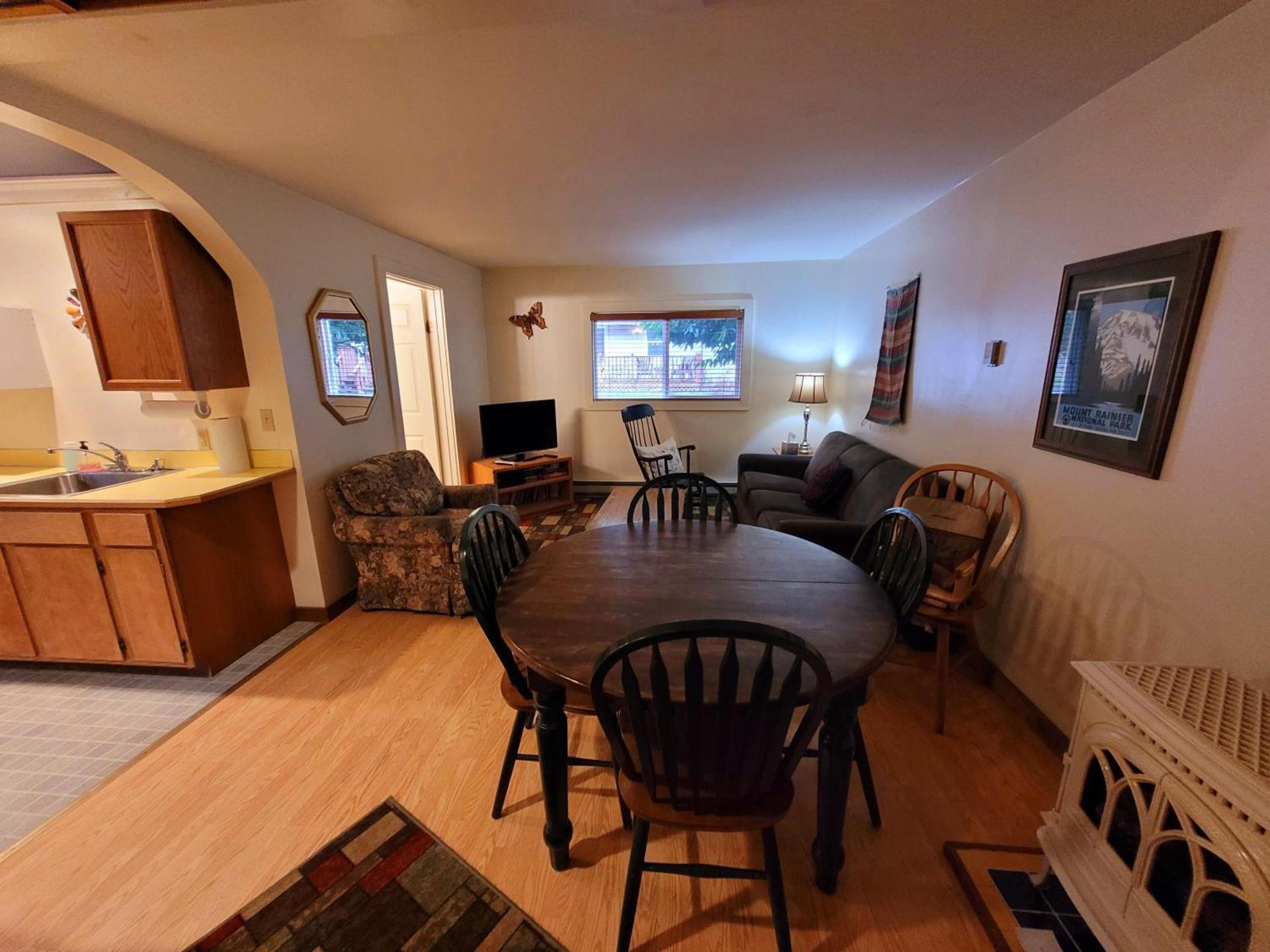 Alexander's Lodge photo 54