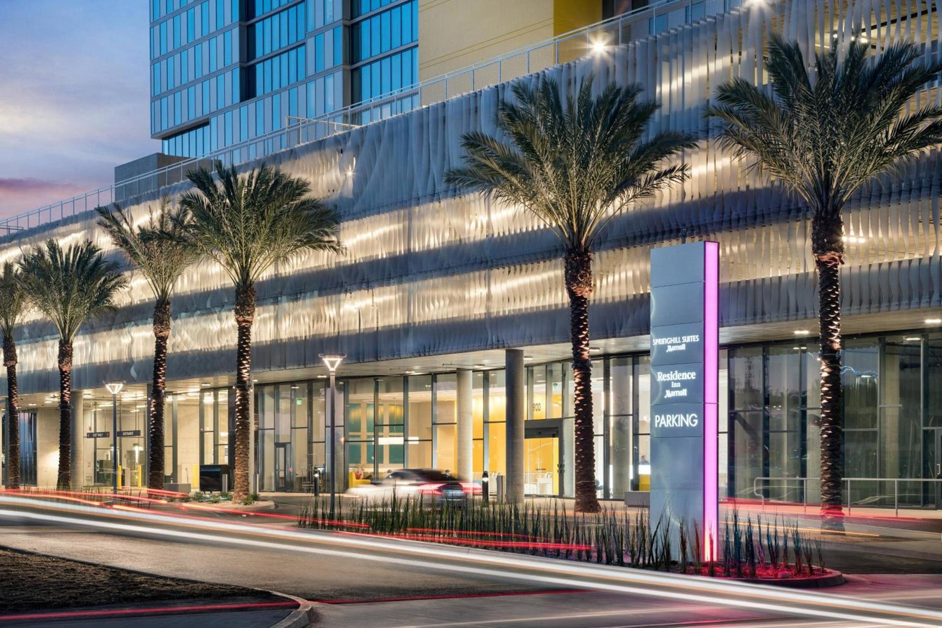 Residence Inn by Marriott San Diego Downtown/Bayfront photo 2