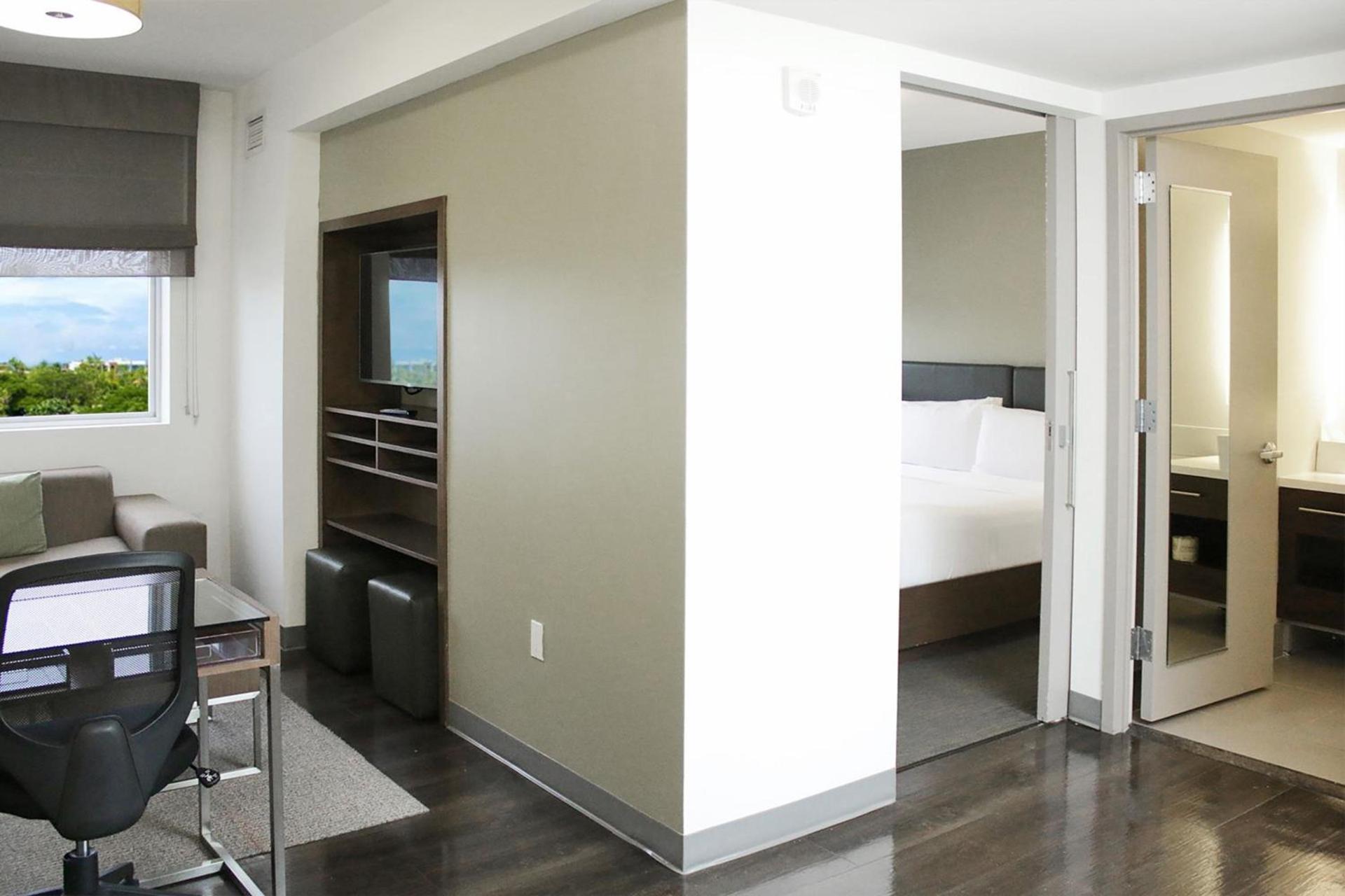 Element by Marriott Miami Doral photo 10