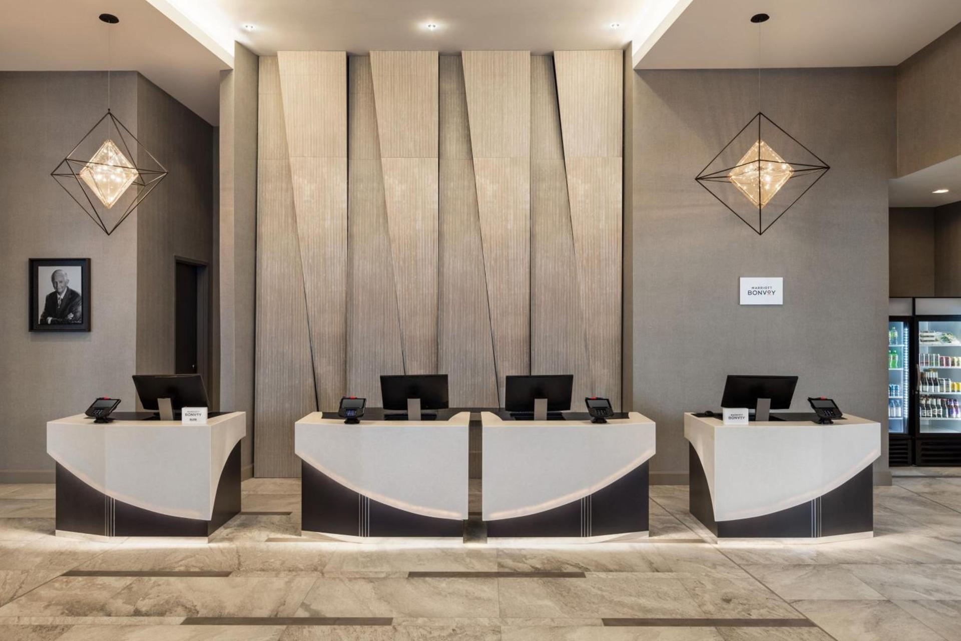 Marriott New York JFK Airport photo 8