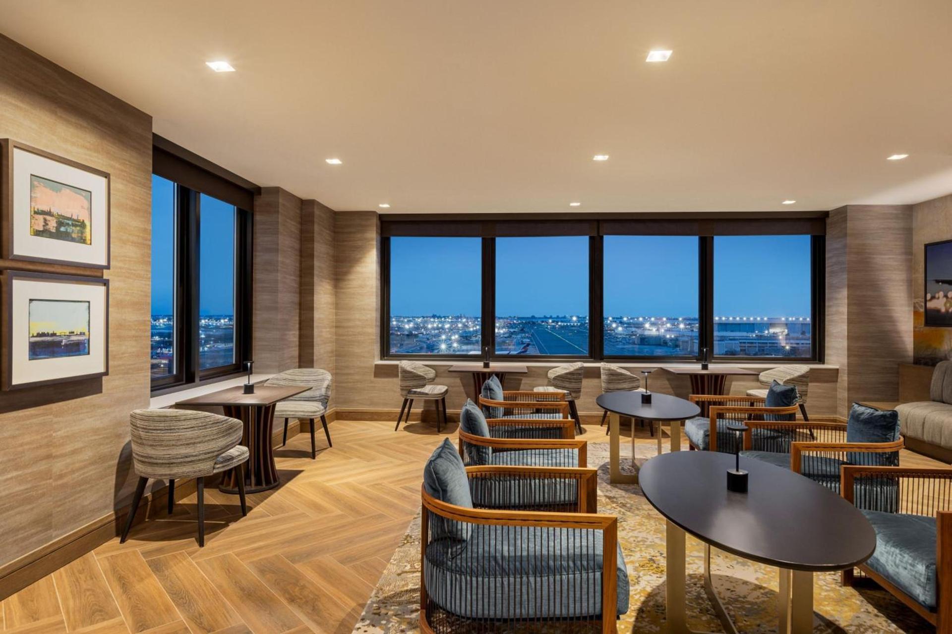 Marriott New York JFK Airport photo 25