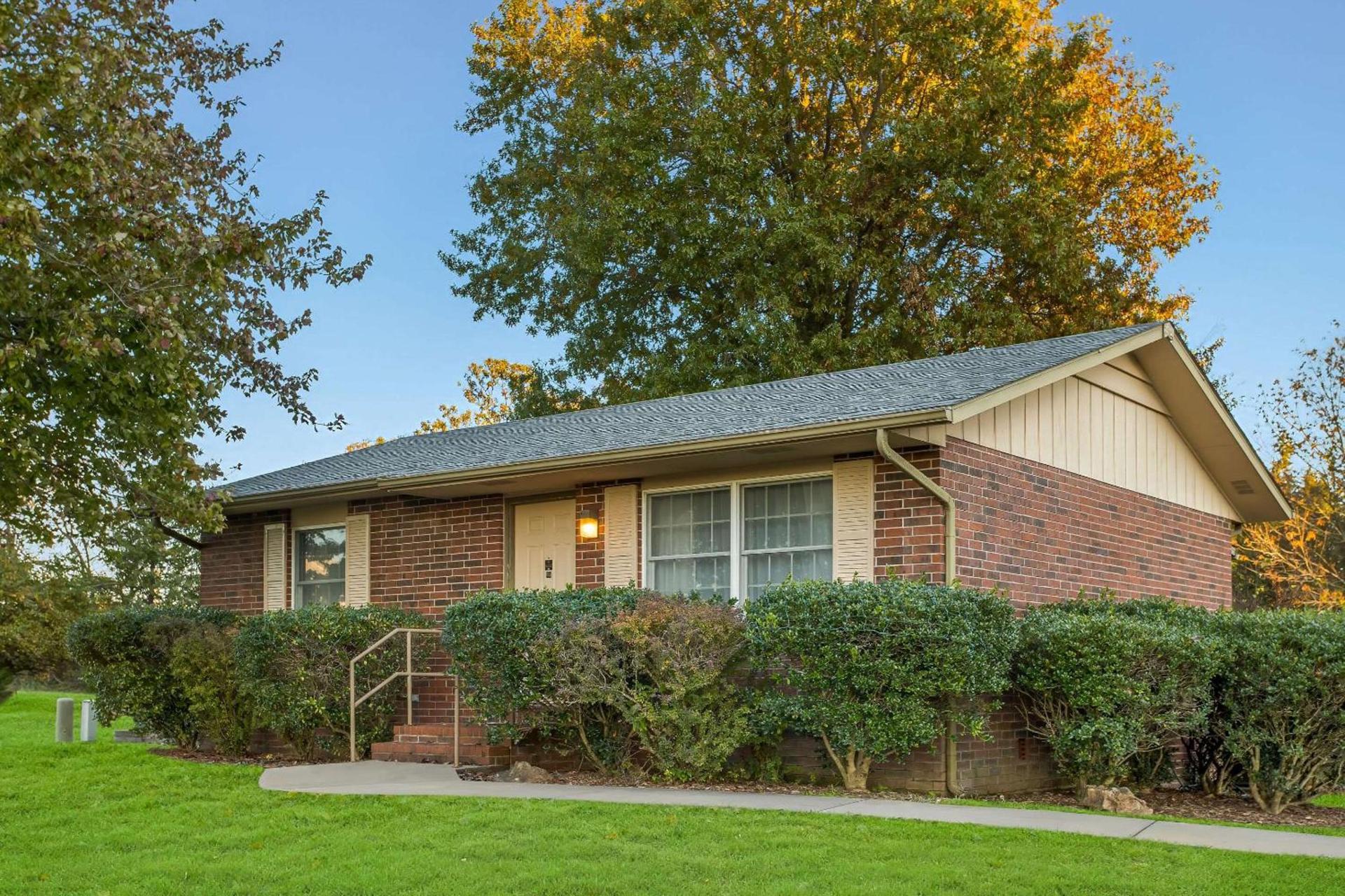 Comfort Inn & Suites Branson Meadows photo 54