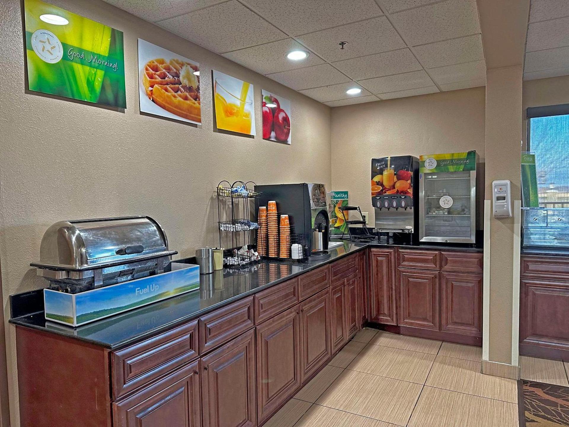 Quality Inn Perryville I-55 photo 12
