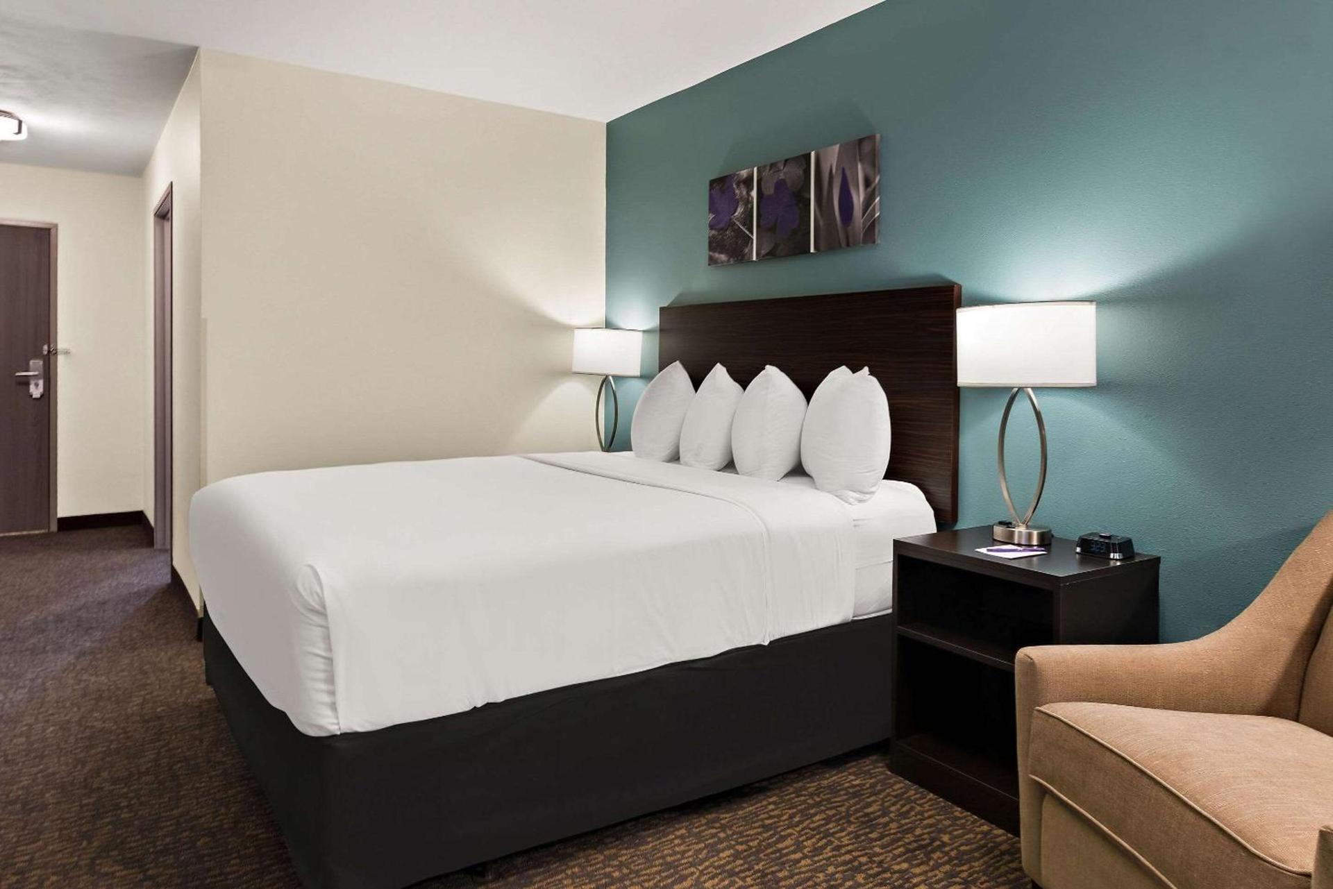 Sleep Inn Kelso Longview photo 13