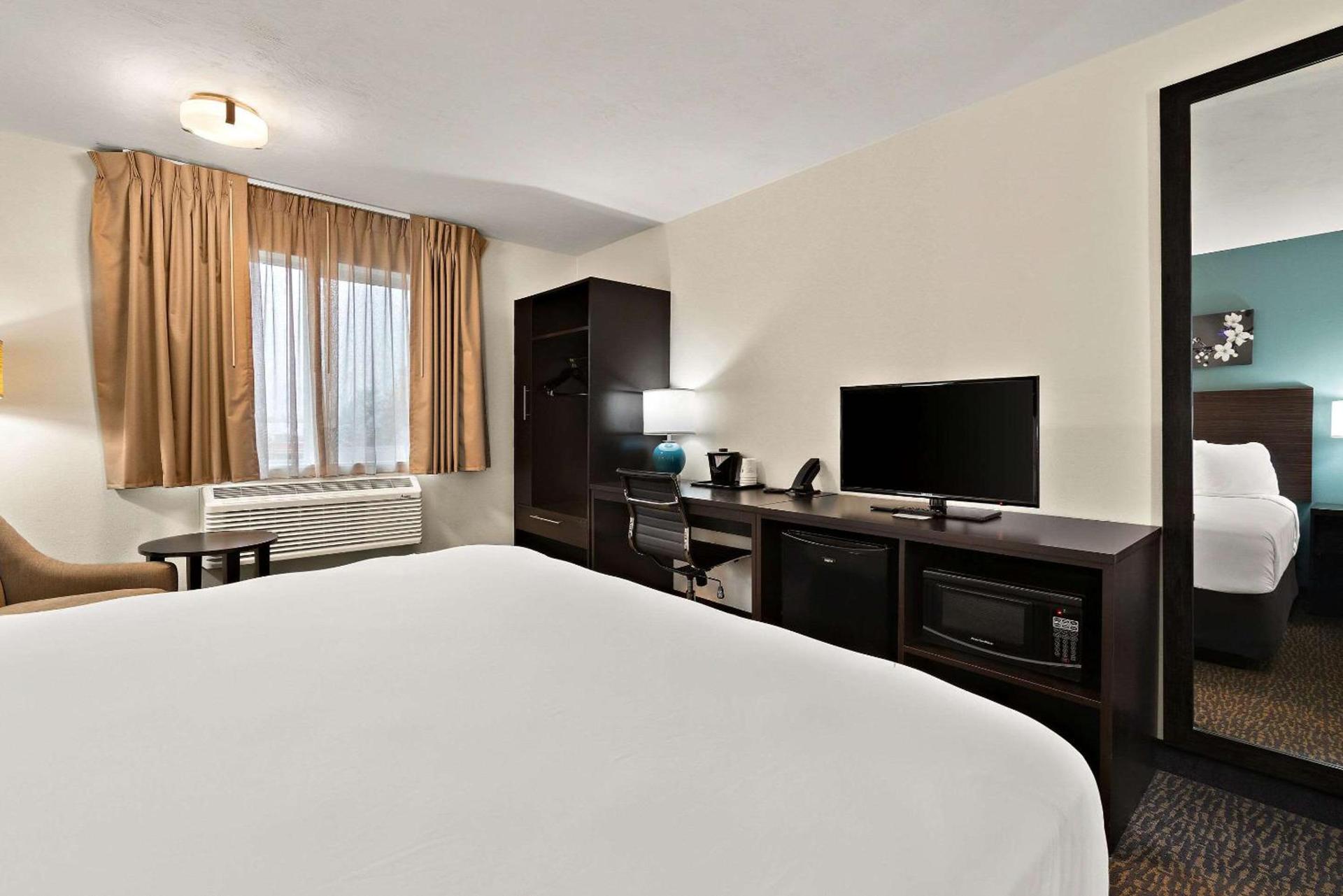 Sleep Inn Kelso Longview photo 25