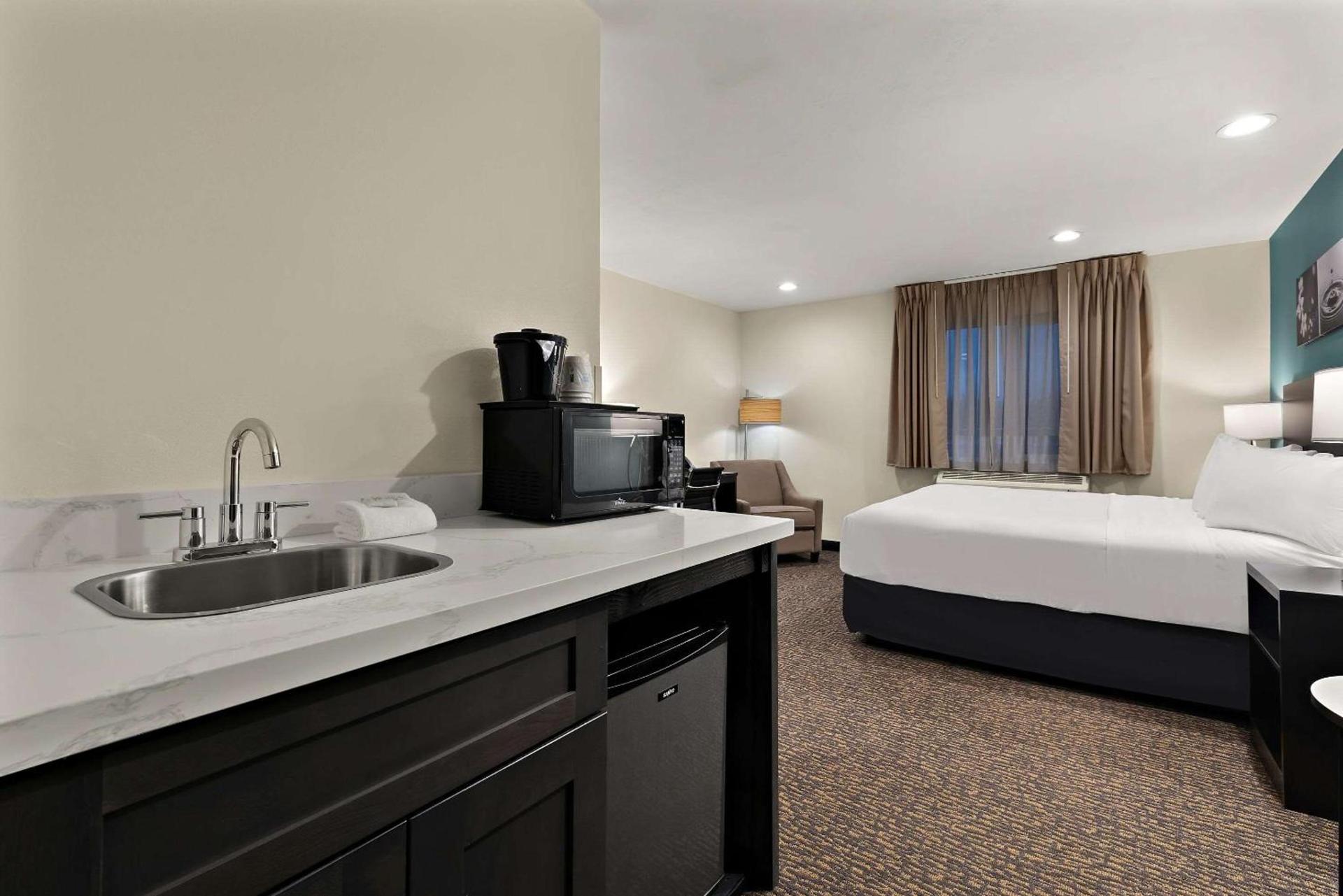Sleep Inn Kelso Longview photo 26