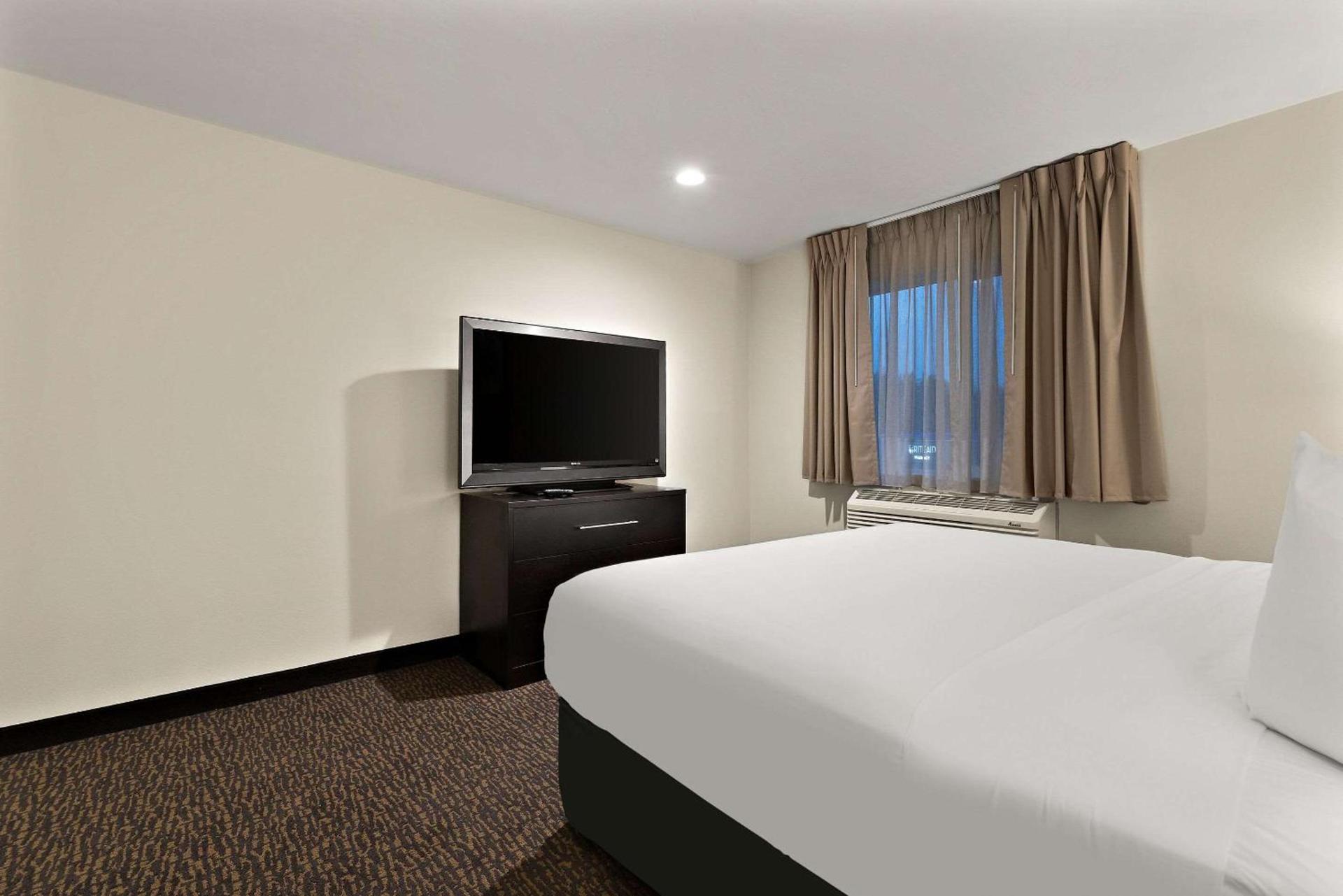 Sleep Inn Kelso Longview photo 29