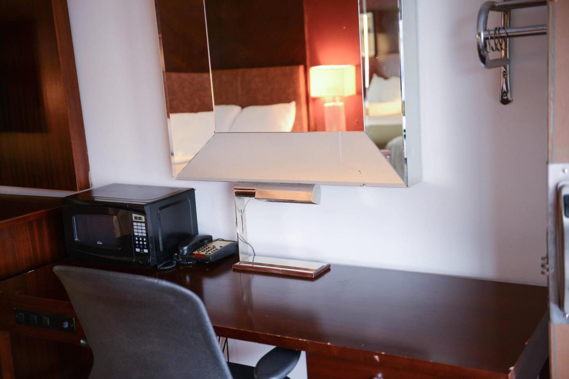 Relax Inn photo 21