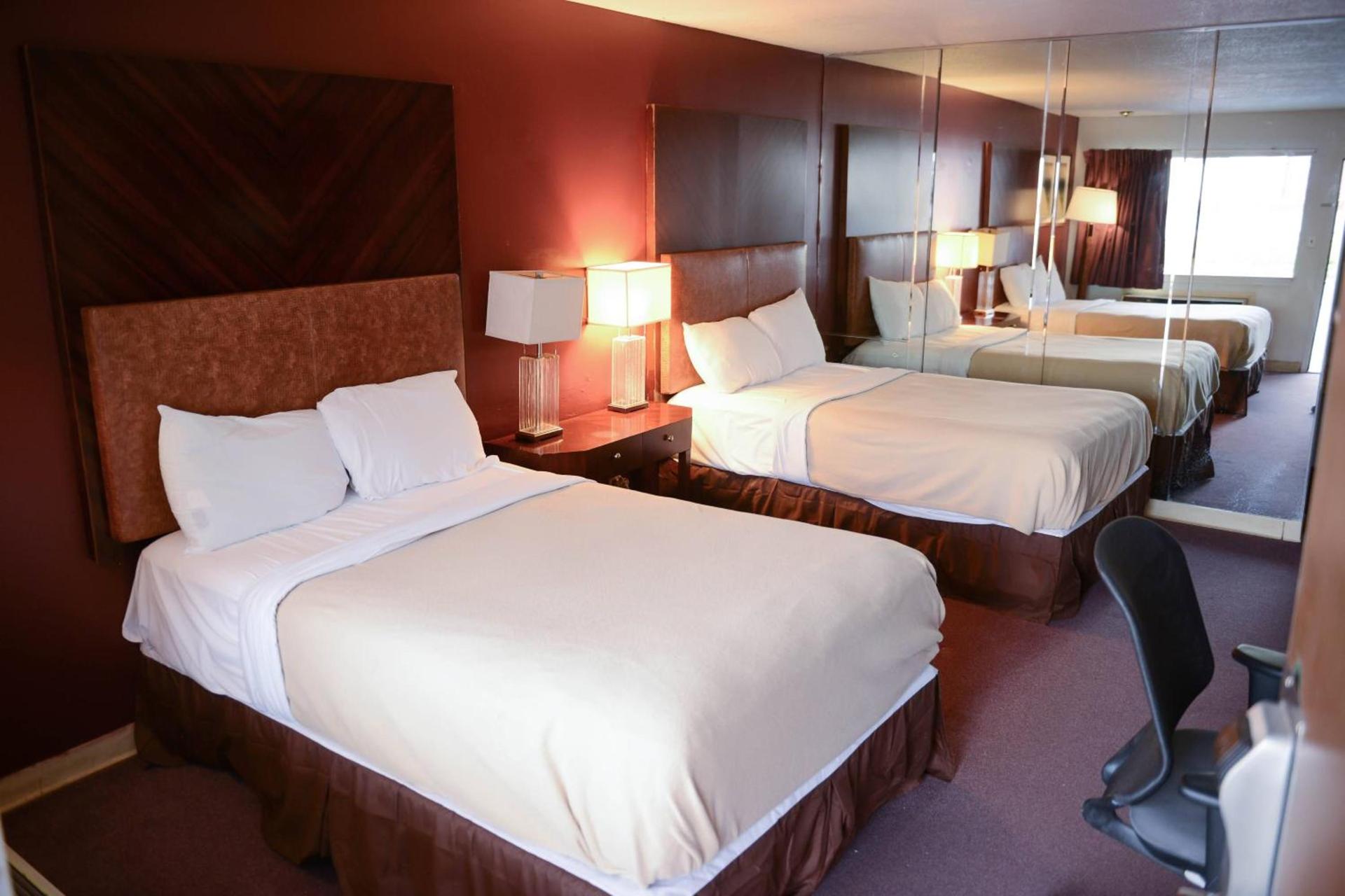 Relax Inn photo 27