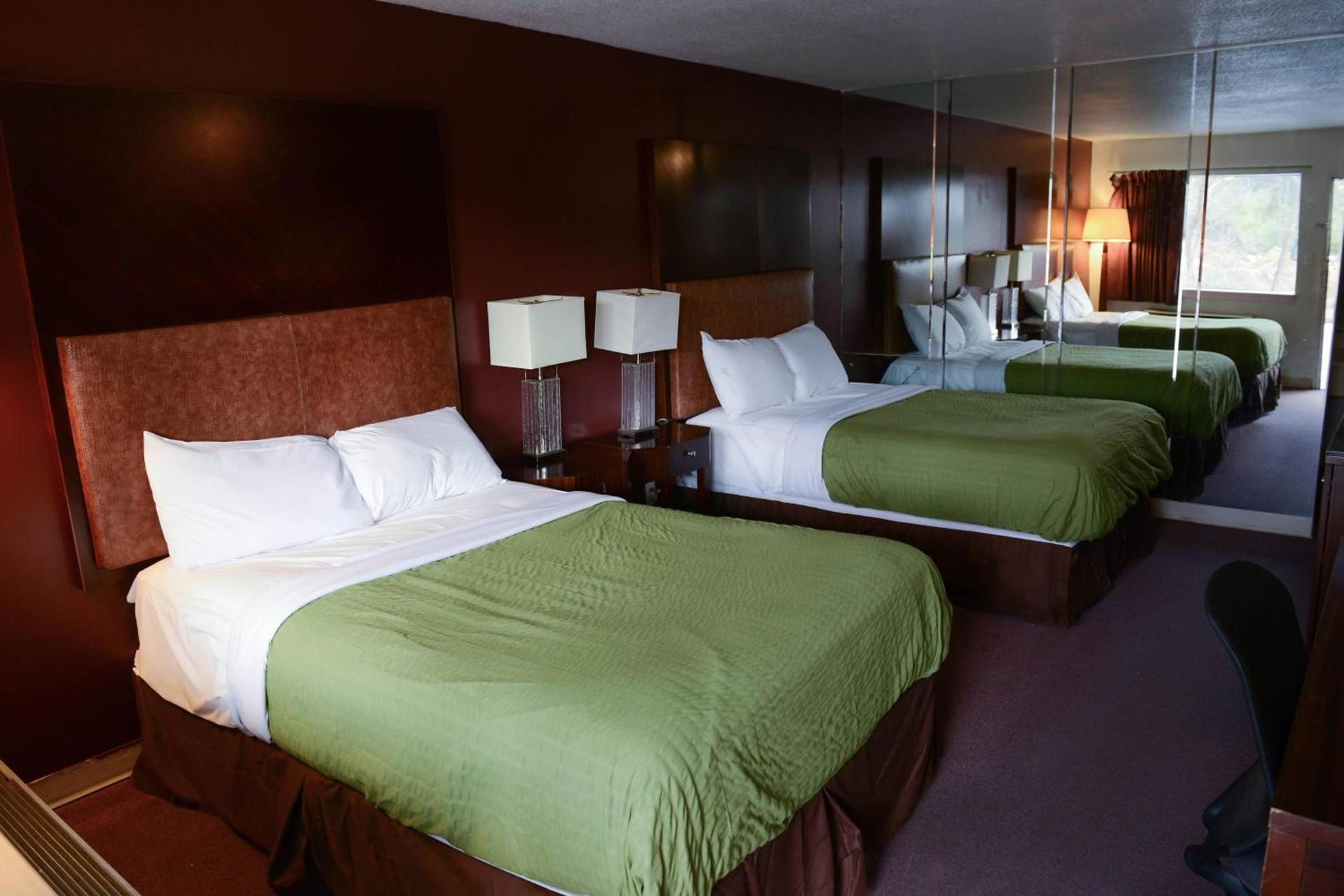 Relax Inn photo 35