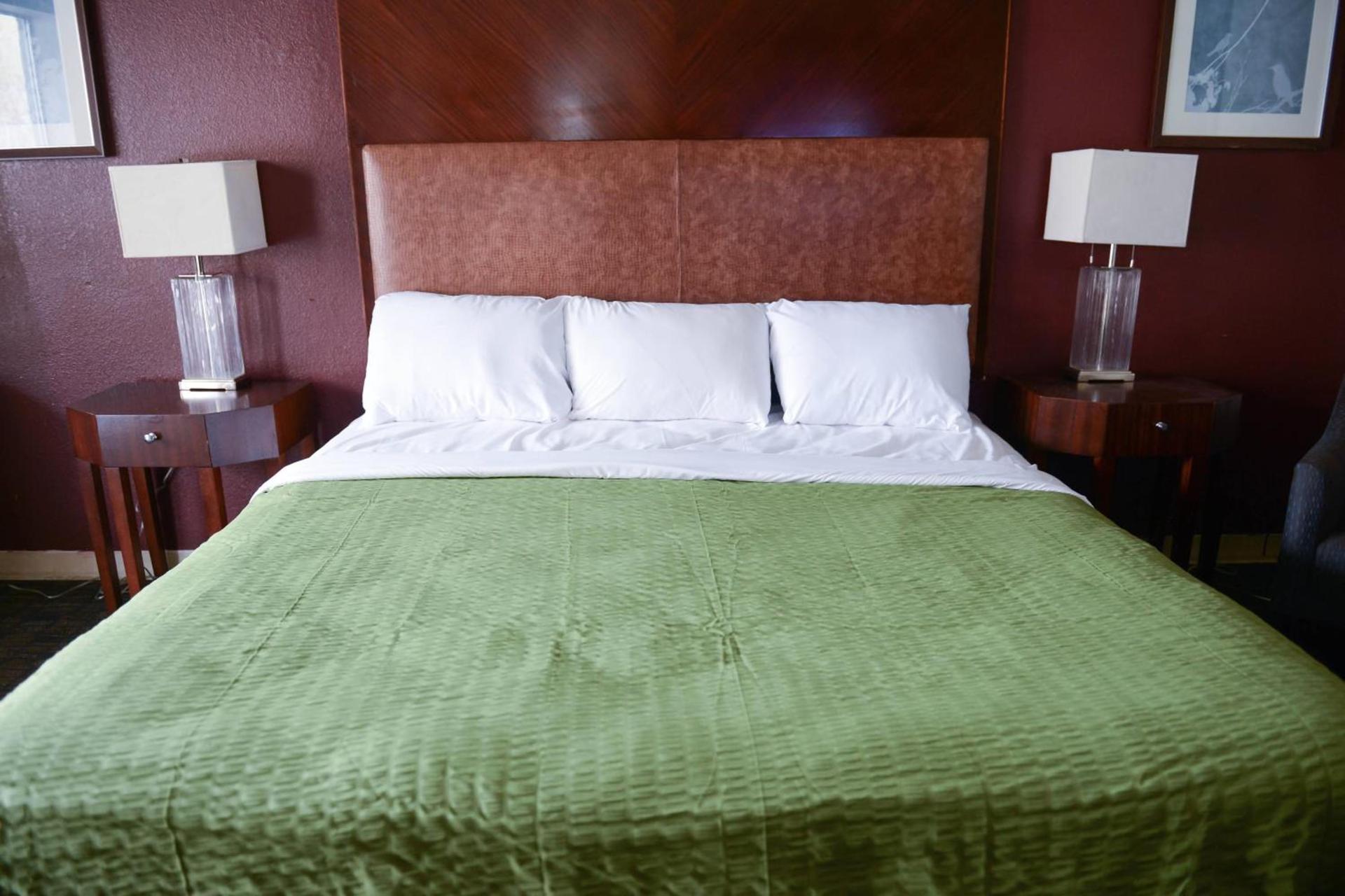 Relax Inn photo 31