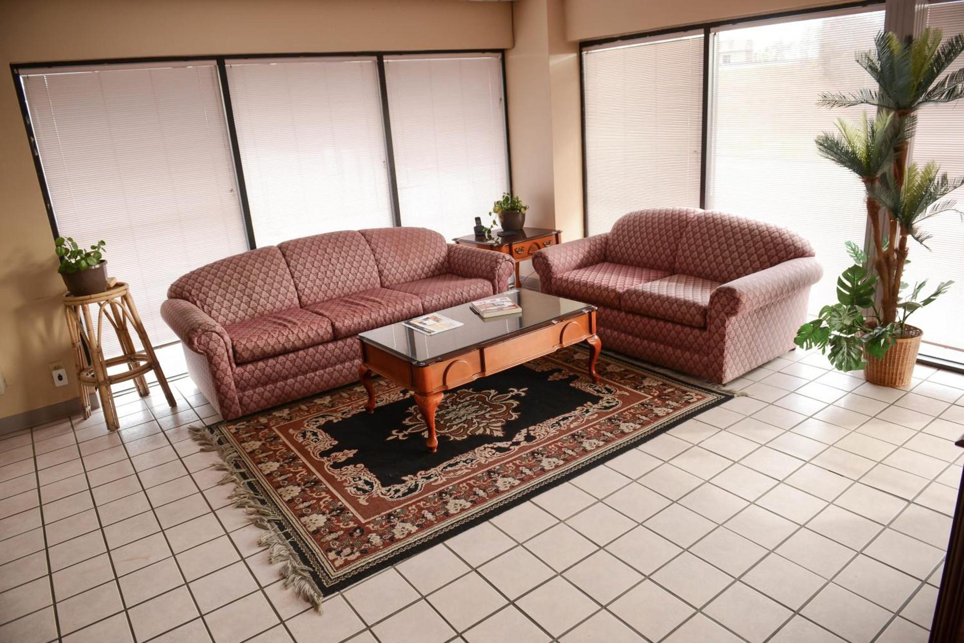 Relax Inn photo 7