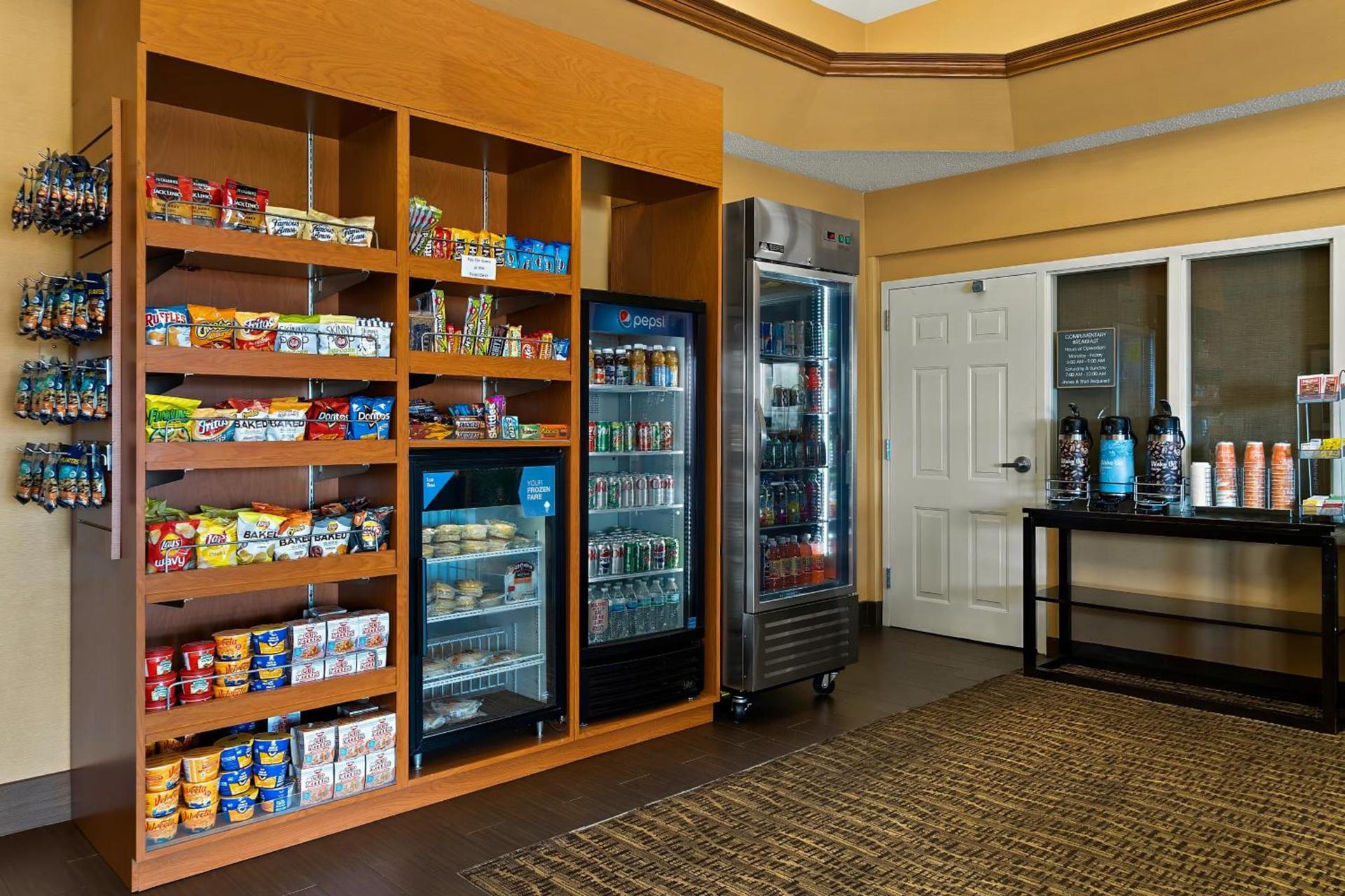 Comfort Suites- Saginaw photo 12