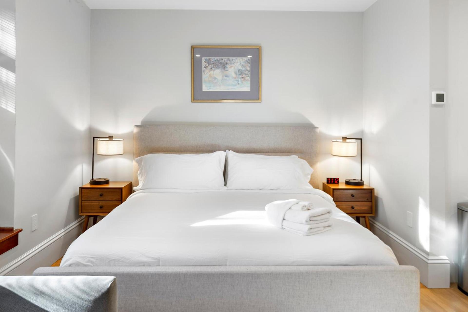 Charlesgate Suites photo 42