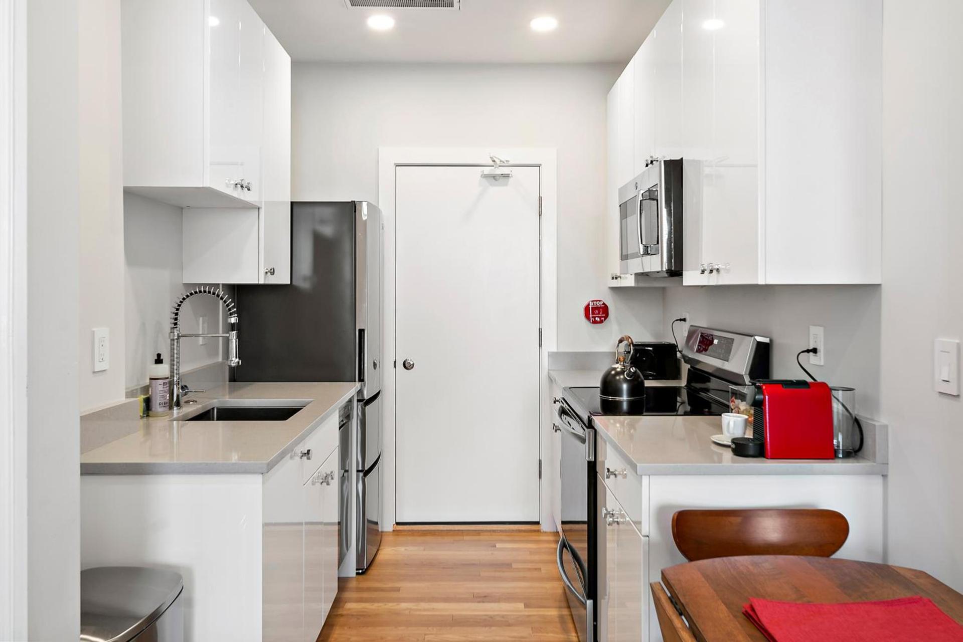 Charlesgate Suites photo 50