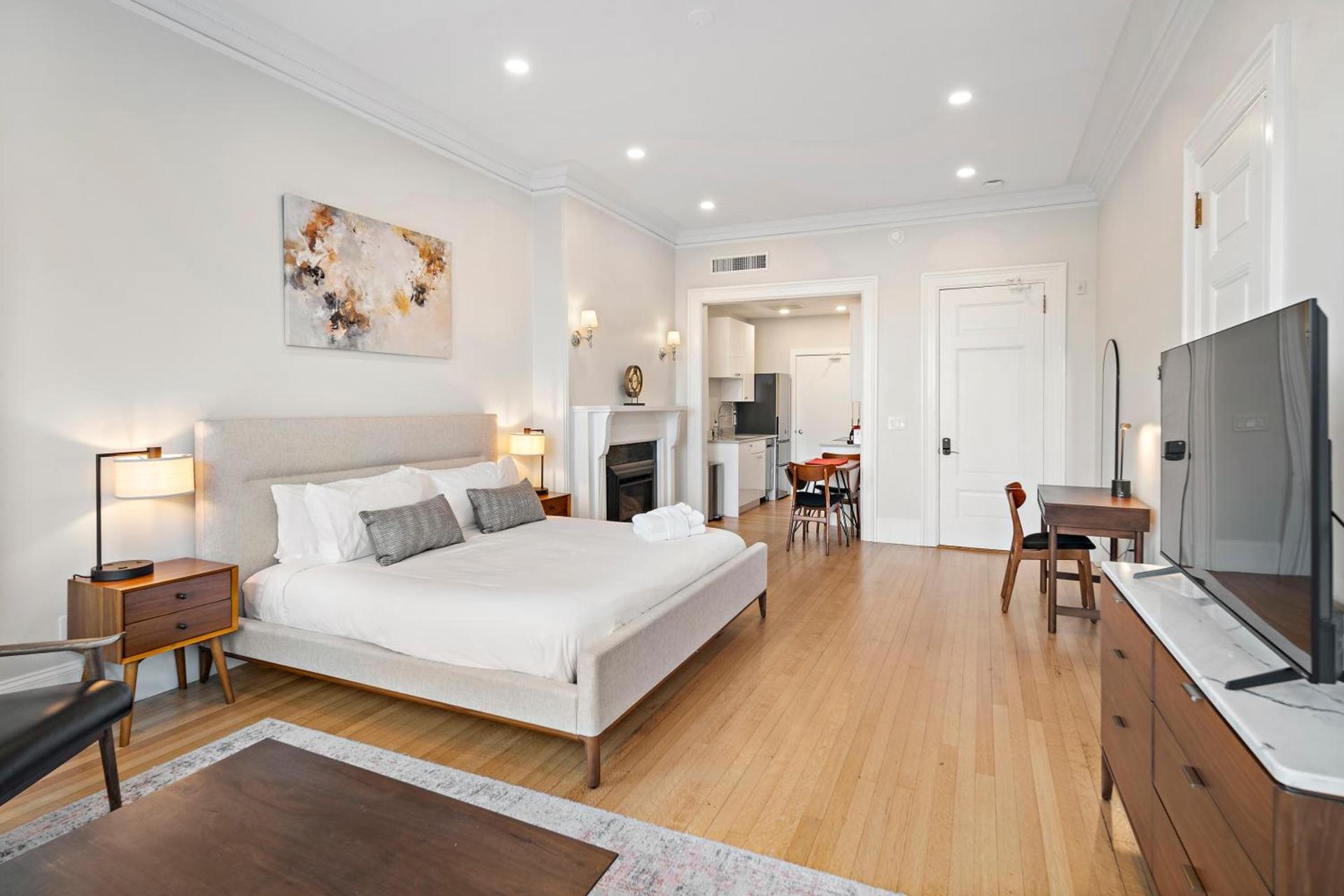 Charlesgate Suites photo 39