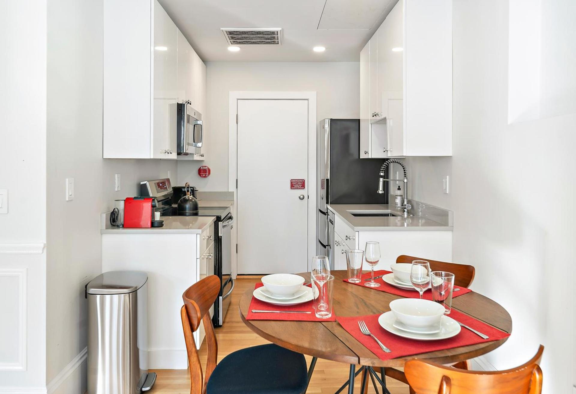 Charlesgate Suites photo 43