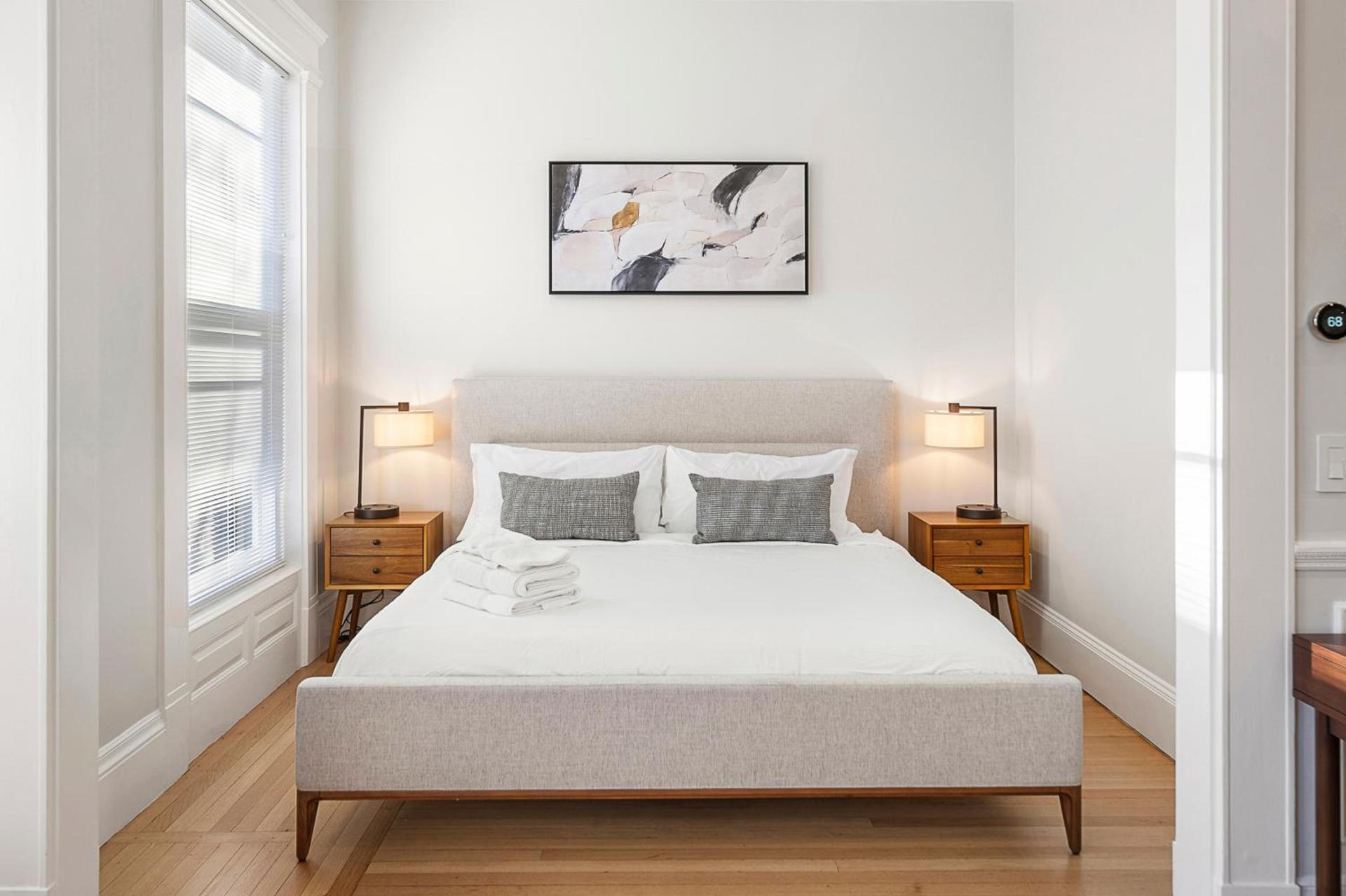 Charlesgate Suites photo 61
