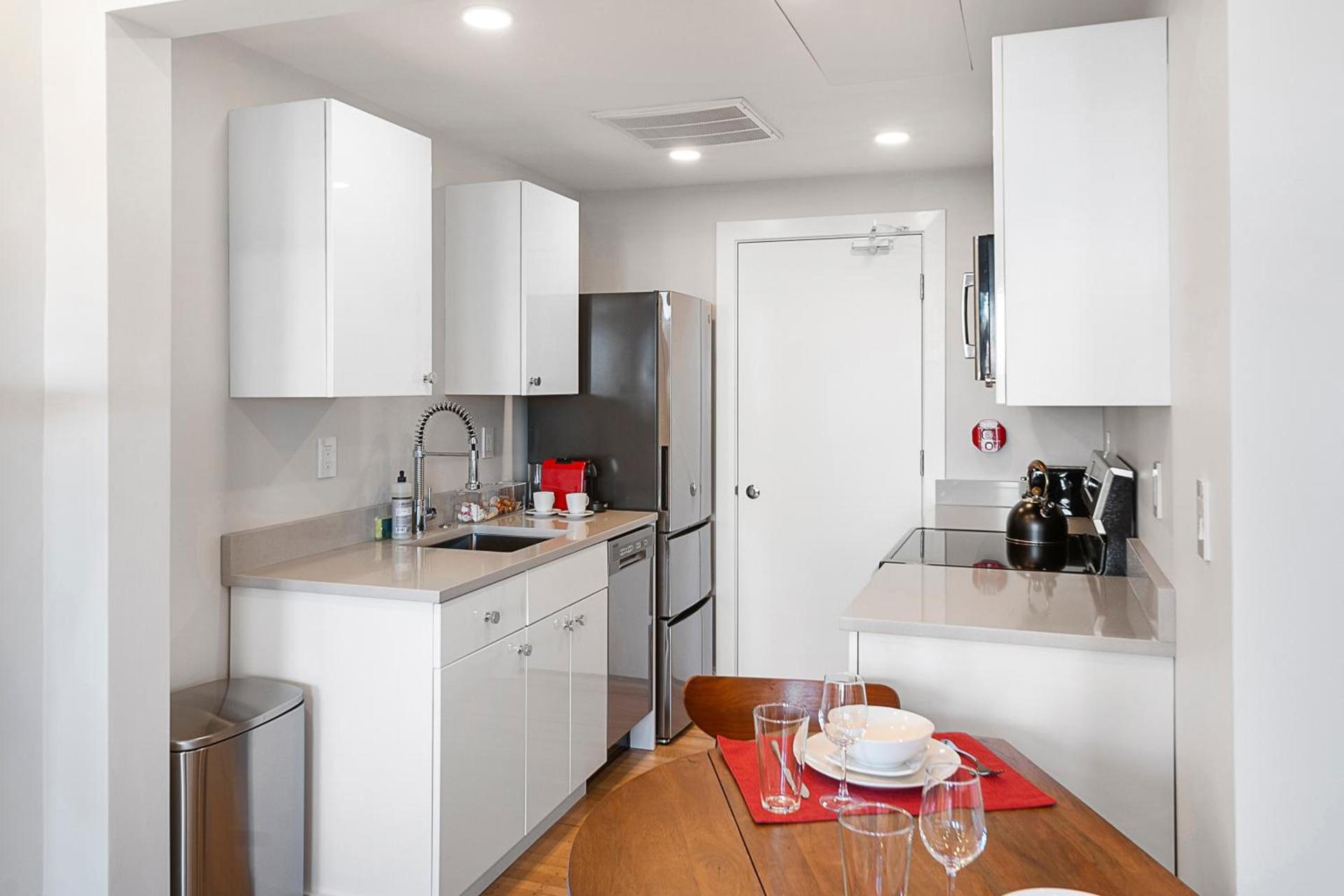 Charlesgate Suites photo 76