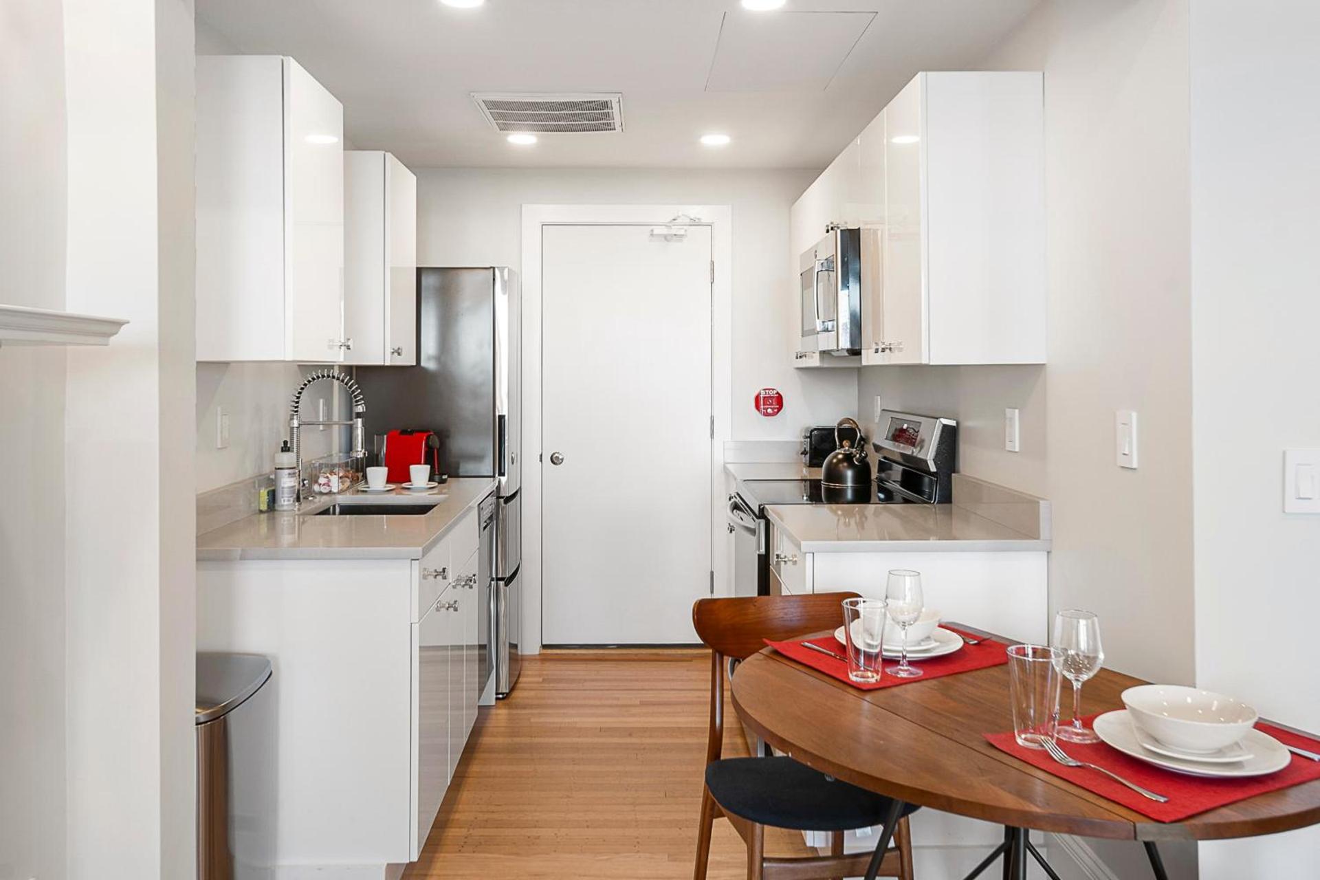 Charlesgate Suites photo 22