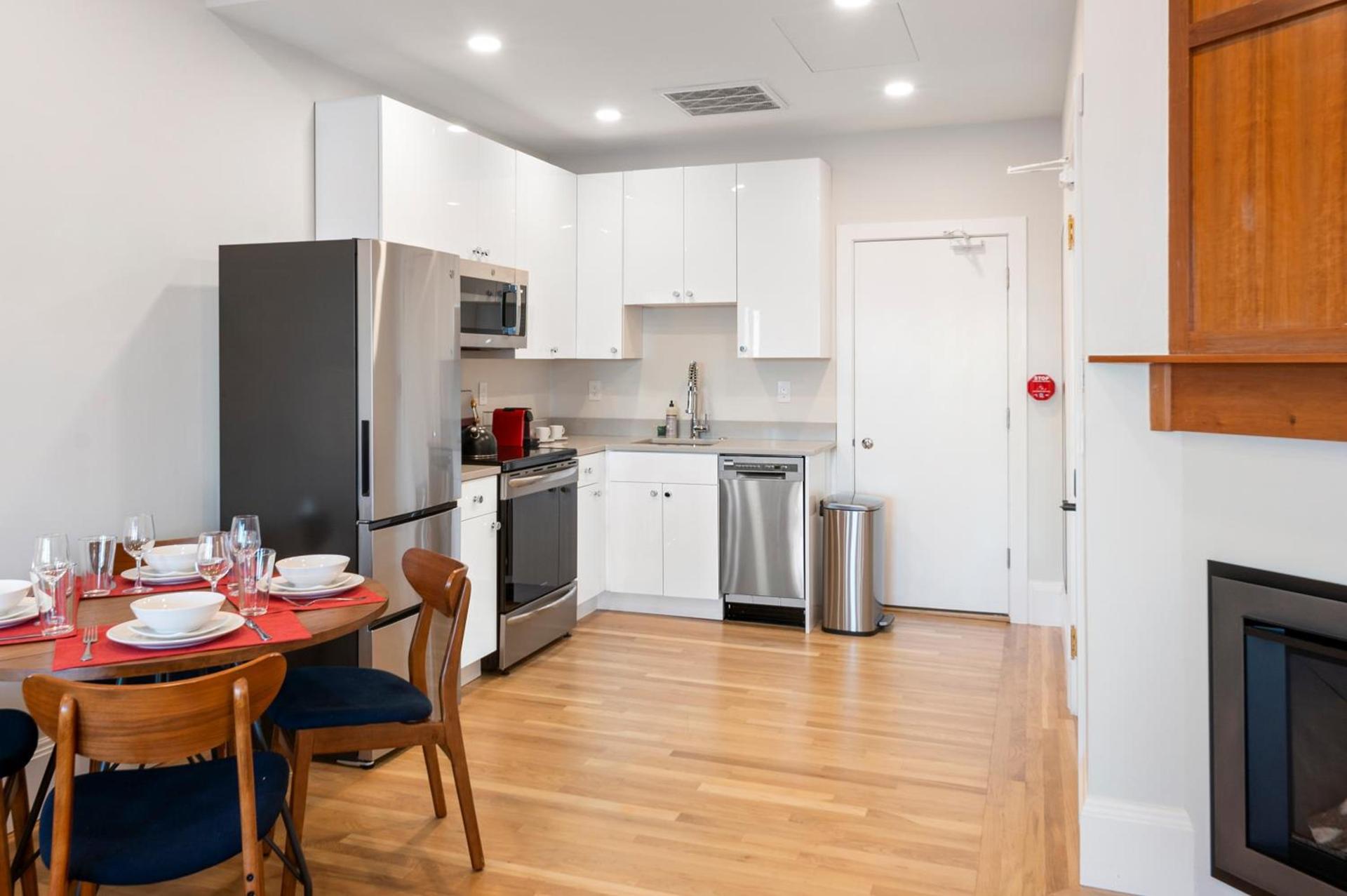 Charlesgate Suites photo 14
