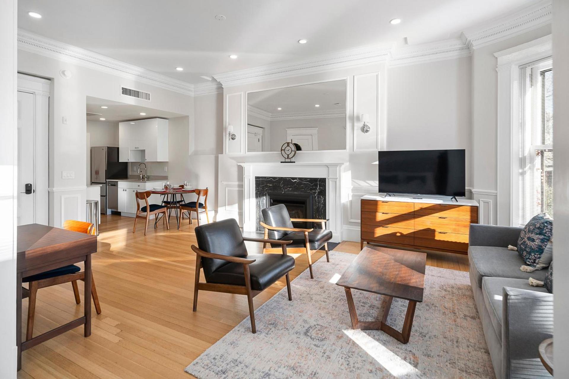 Charlesgate Suites photo 10