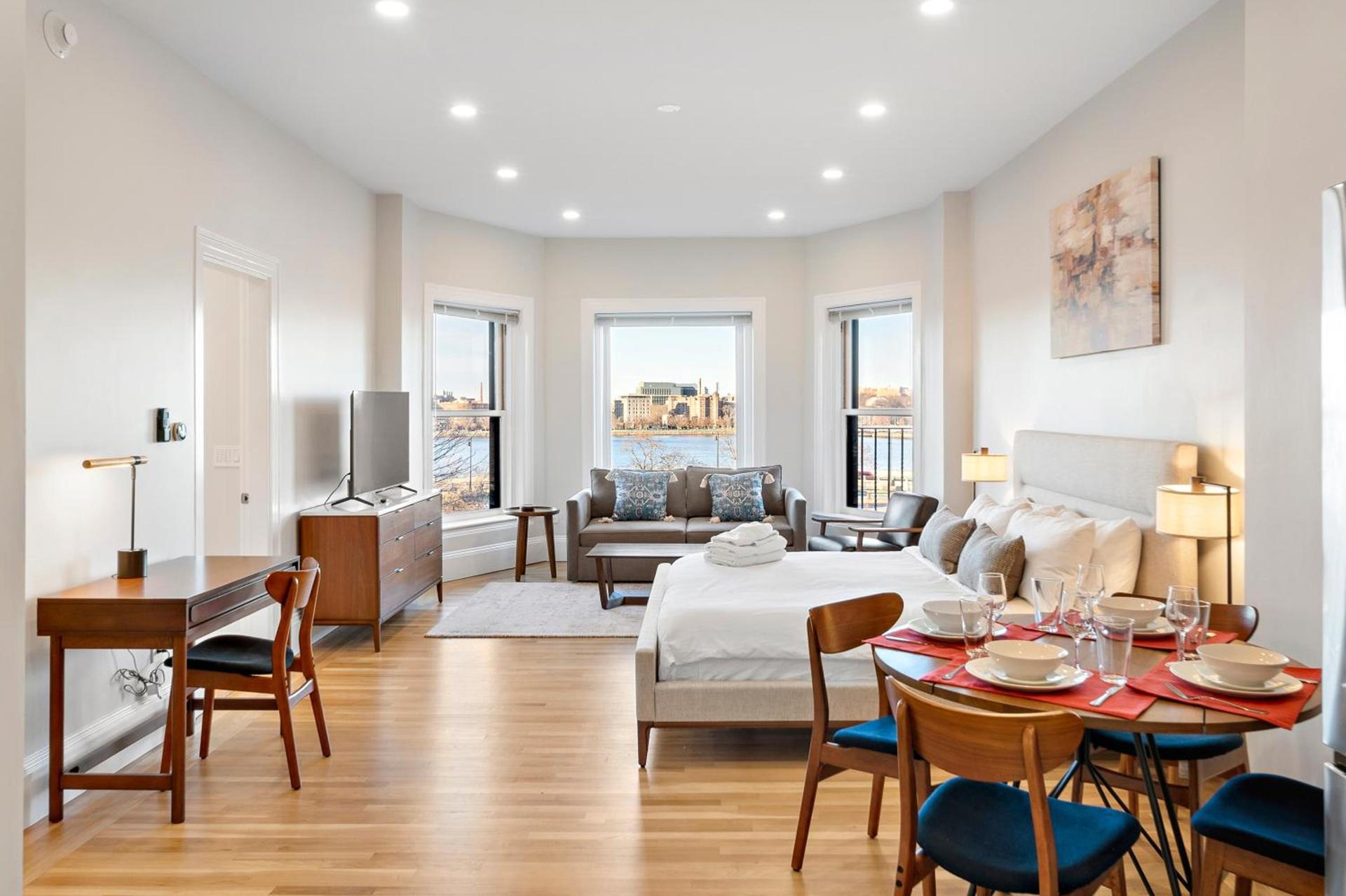 Charlesgate Suites photo 3