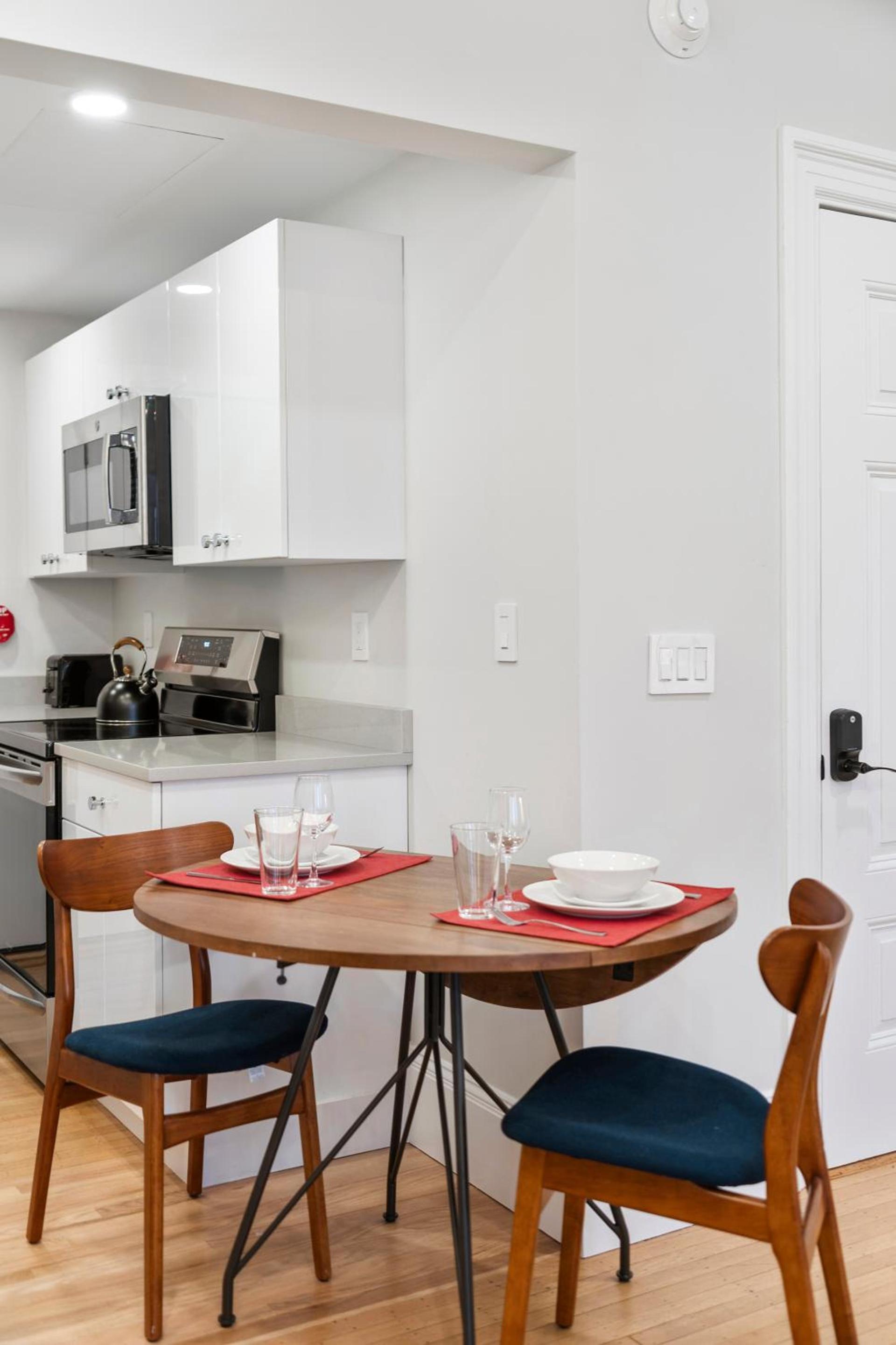 Charlesgate Suites photo 38