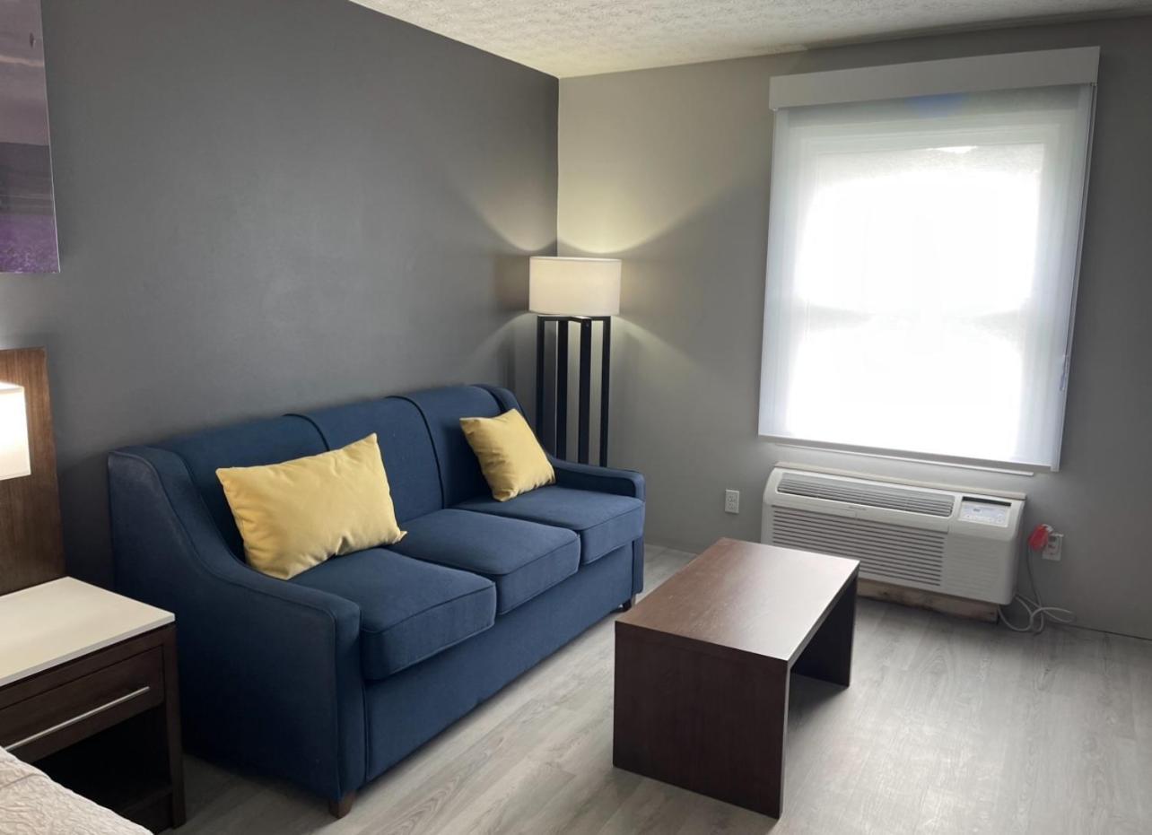 Luxor Inn & Suites, a Travelodge by Wyndham photo 28