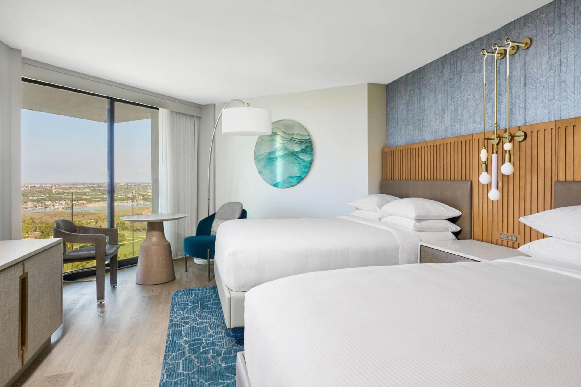 VEA Newport Beach, a Marriott Resort & Spa photo 23