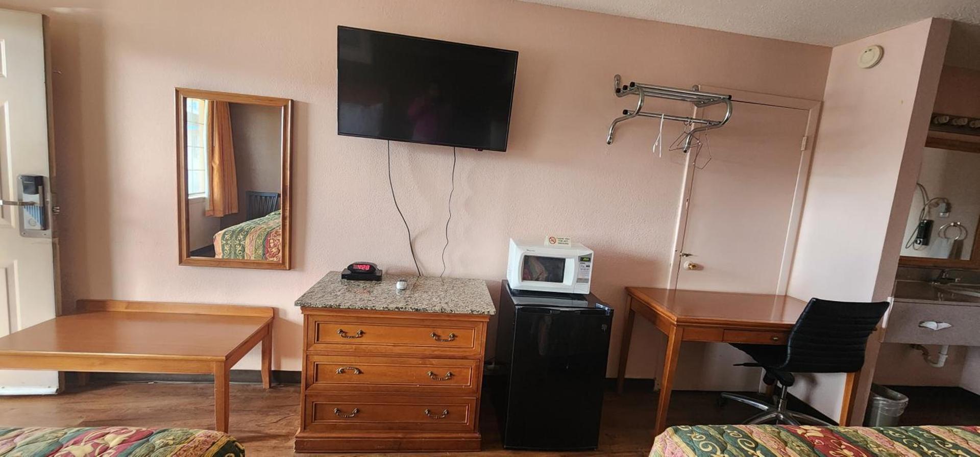 Executive Inn photo 20