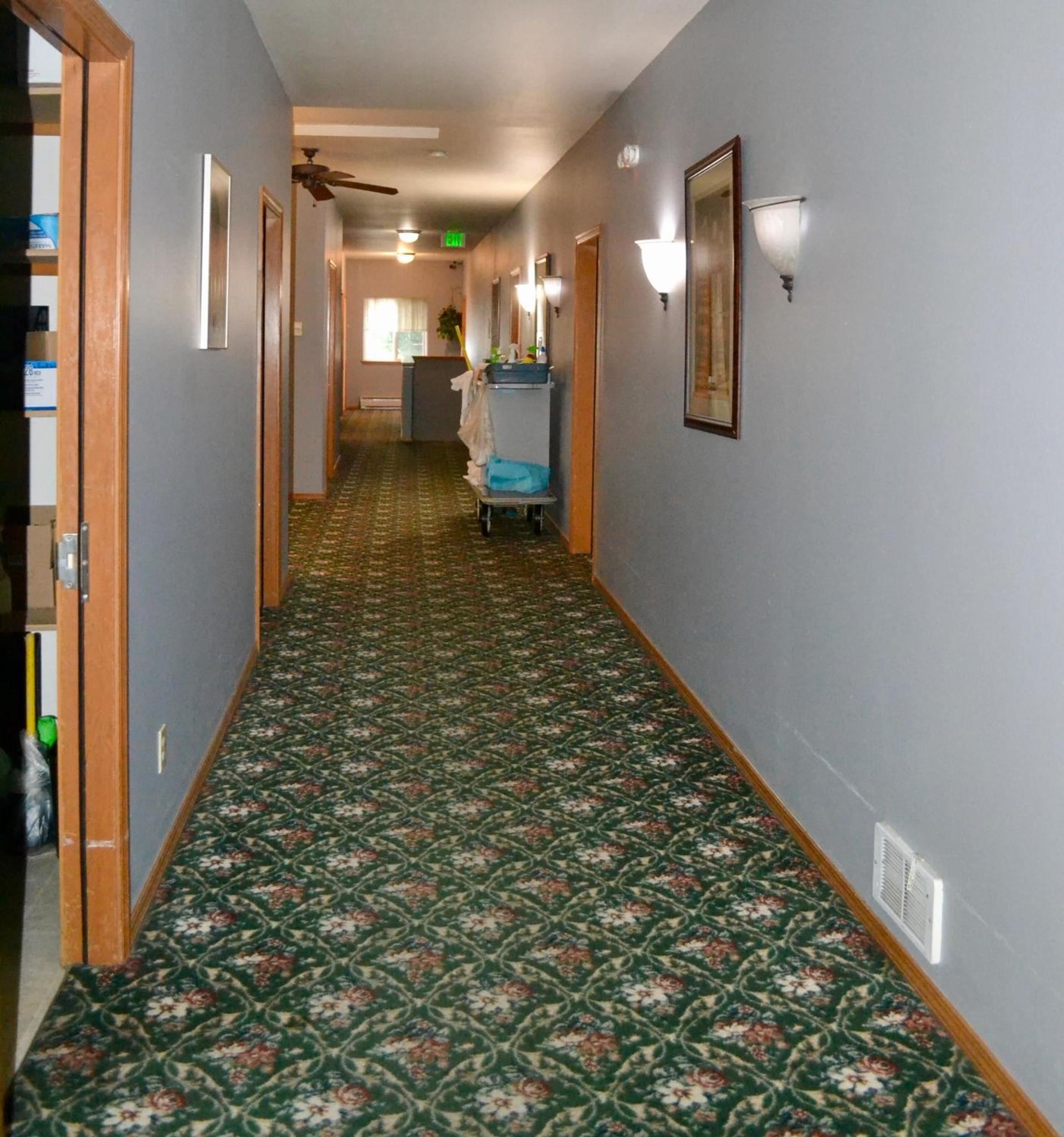 Anaco Bay Inn photo 18
